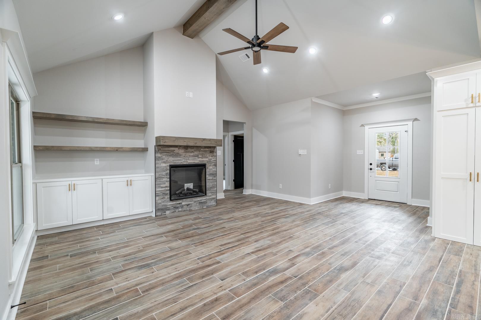 HIDDEN VALLEY ESTATES - Residential