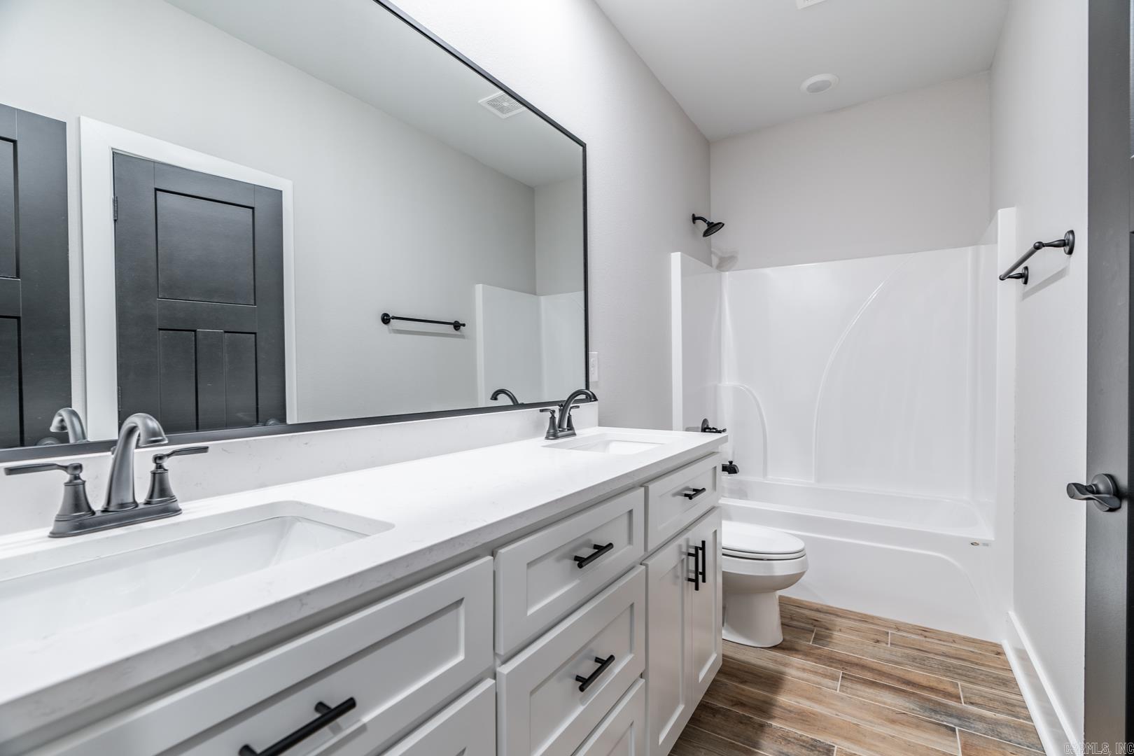 HIDDEN VALLEY ESTATES - Residential