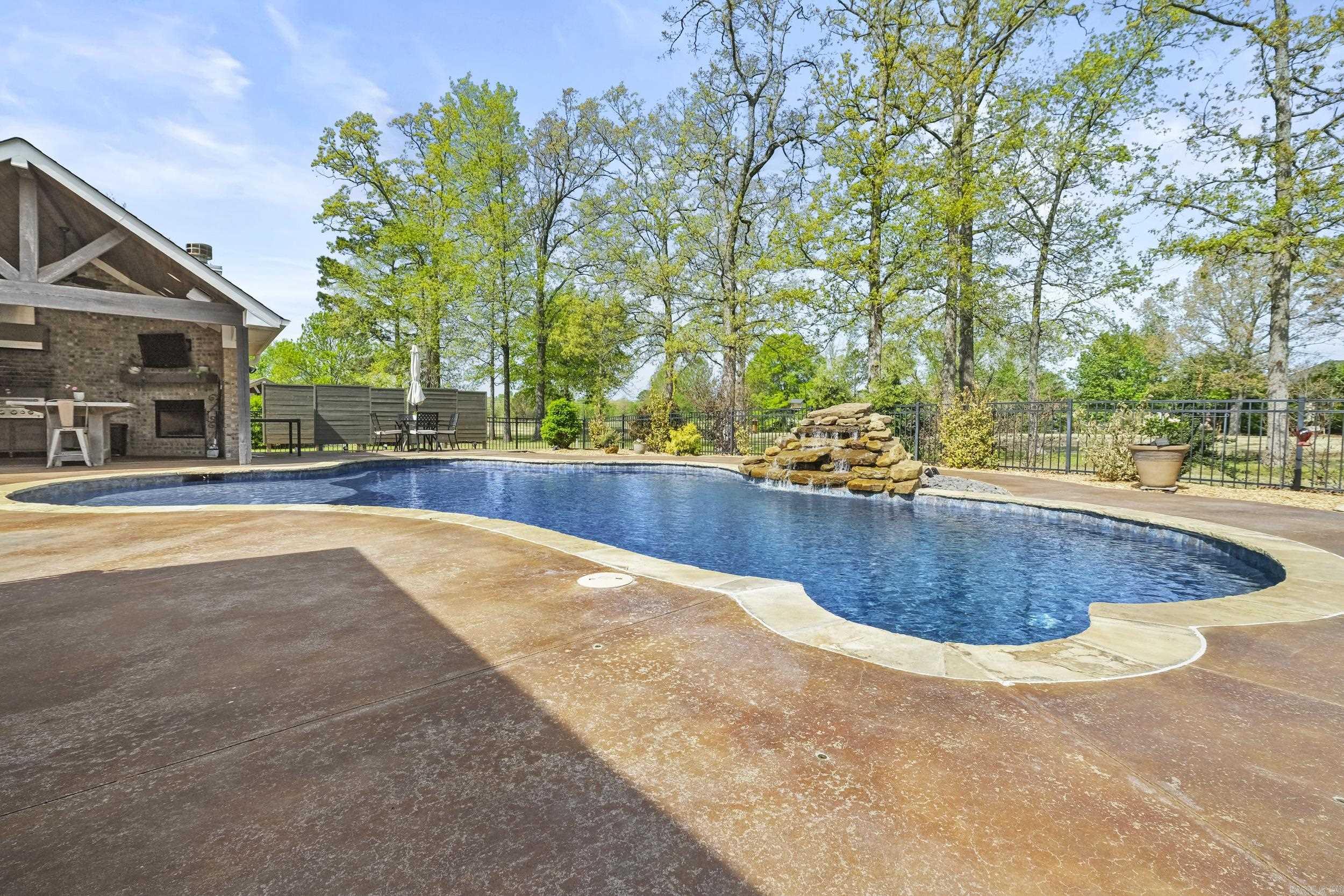 GREYSTONE - Residential