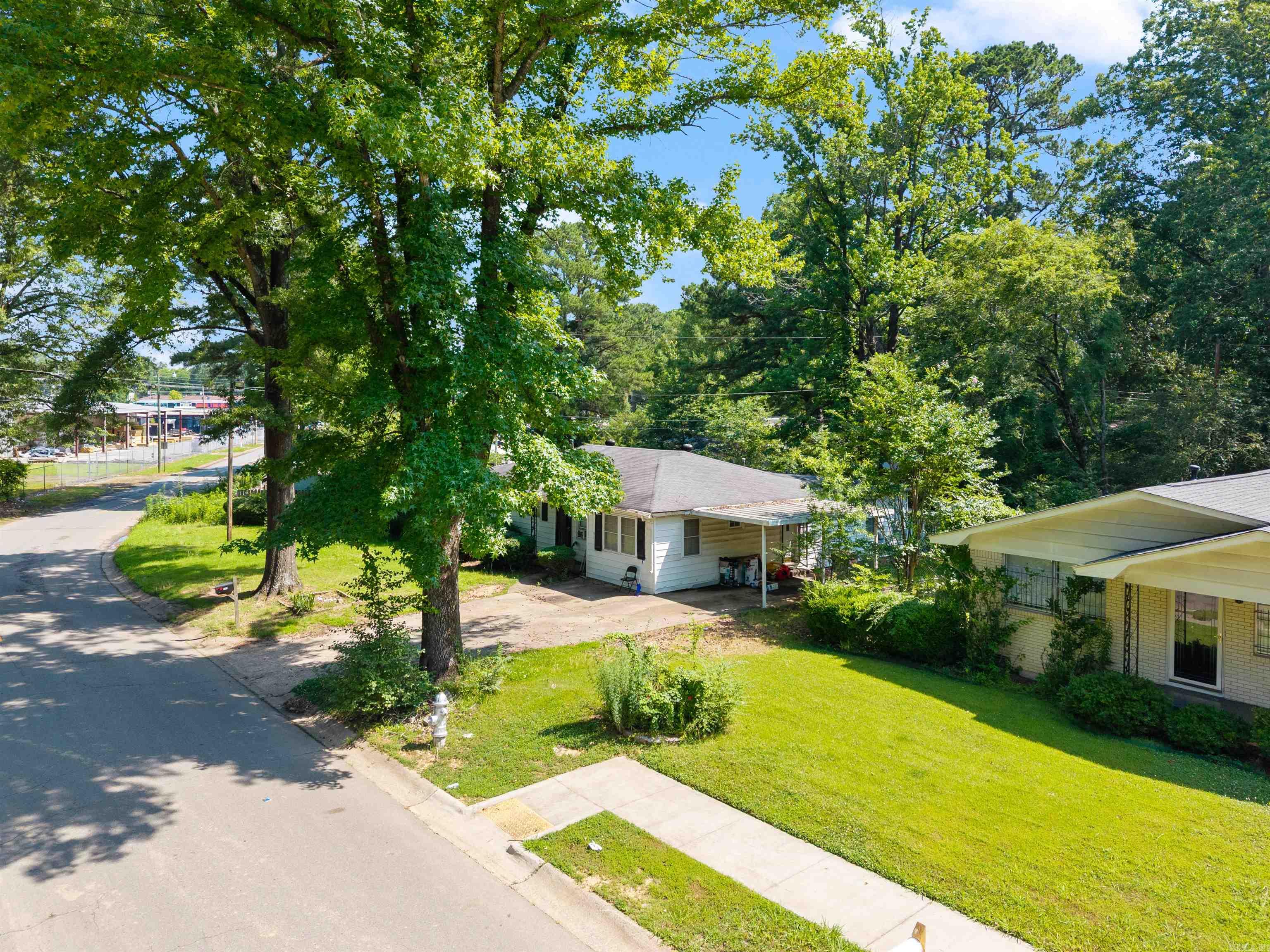 FAIRFIELD COVE - Residential