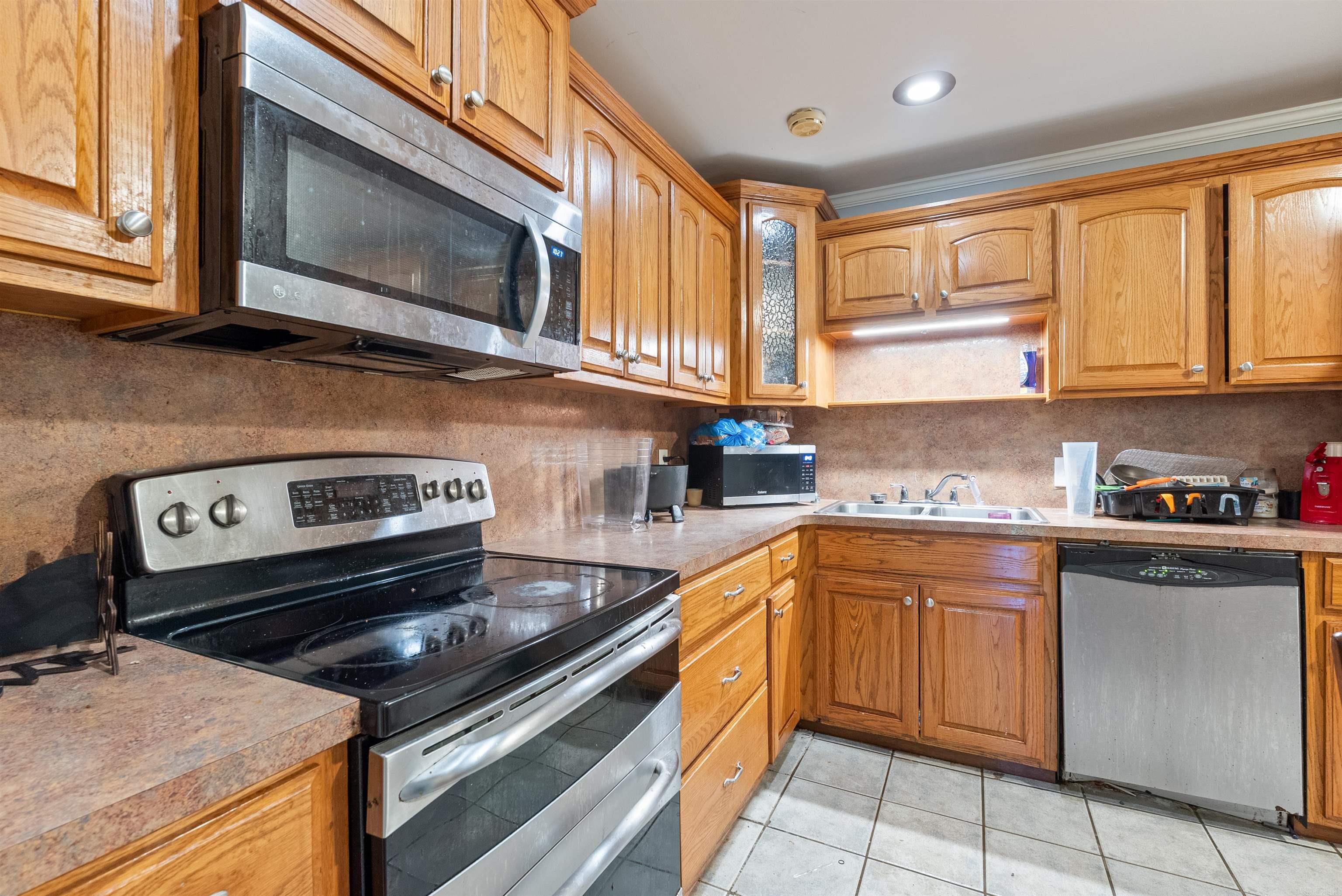 FAIRFIELD COVE - Residential