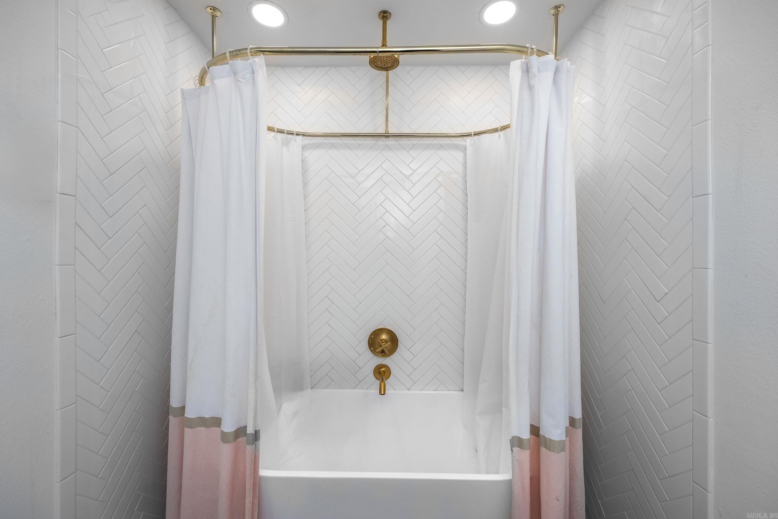 Heights - Residential