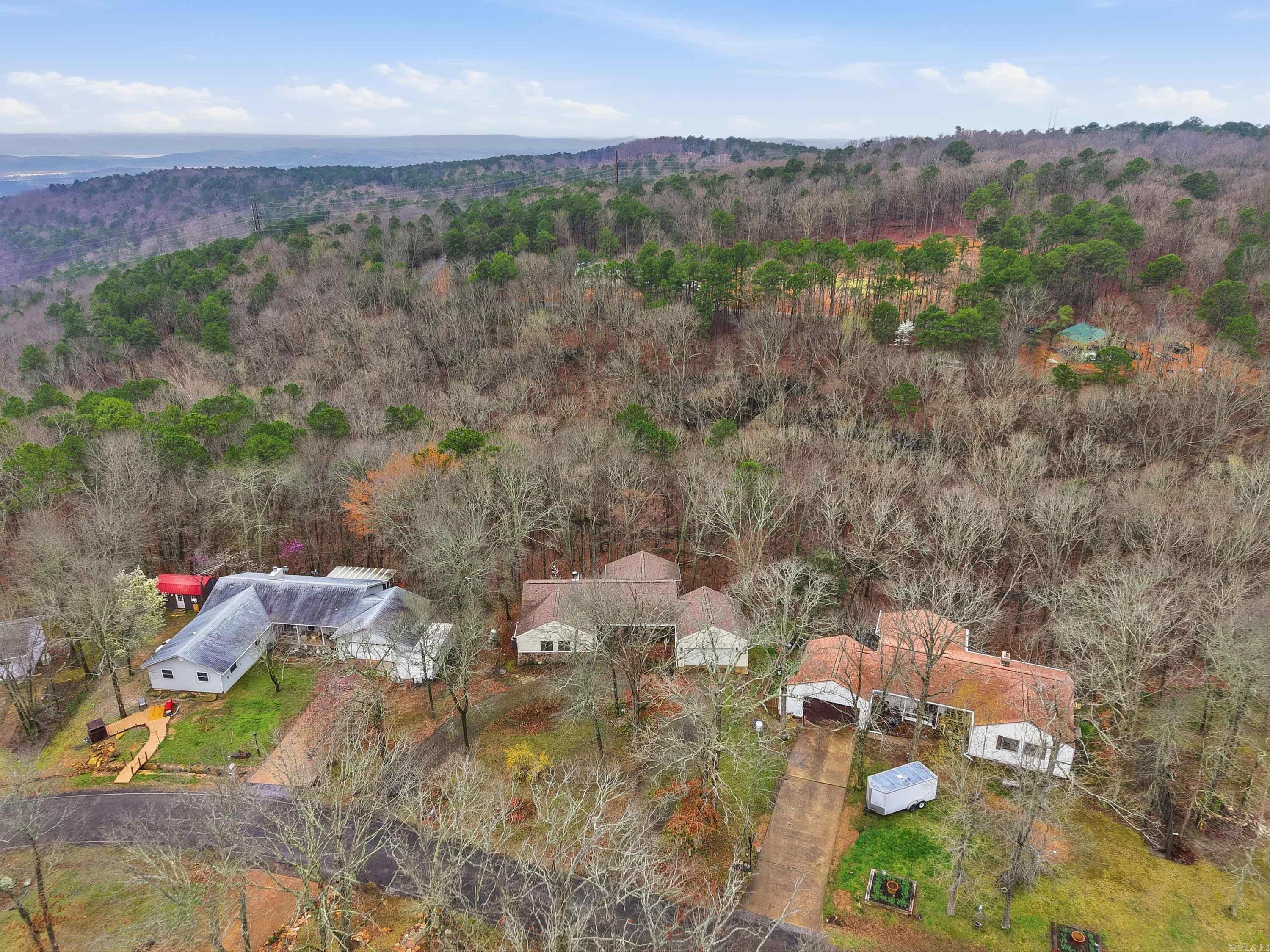 CASTLE RIDGE - Residential