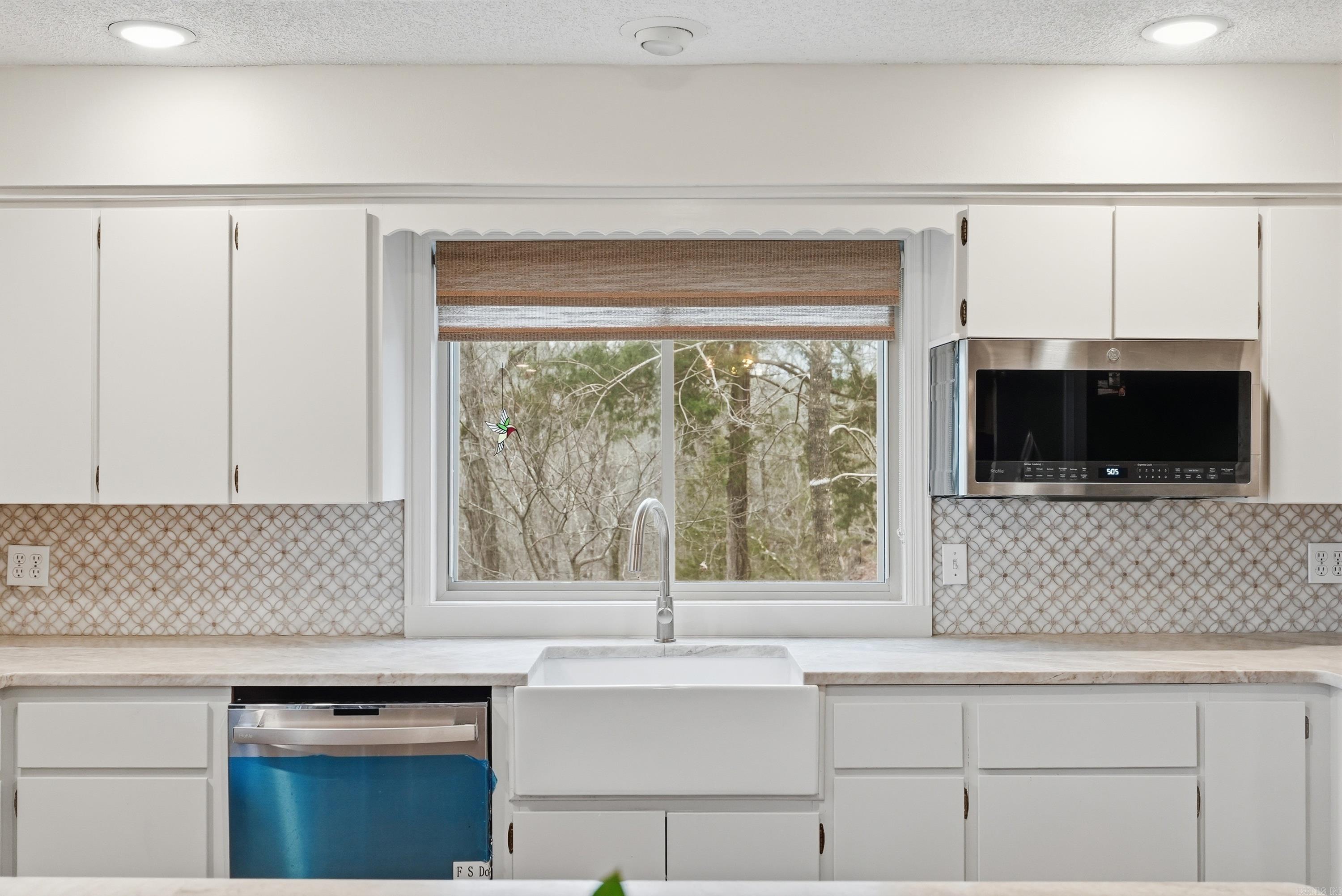 CASTLE RIDGE - Residential