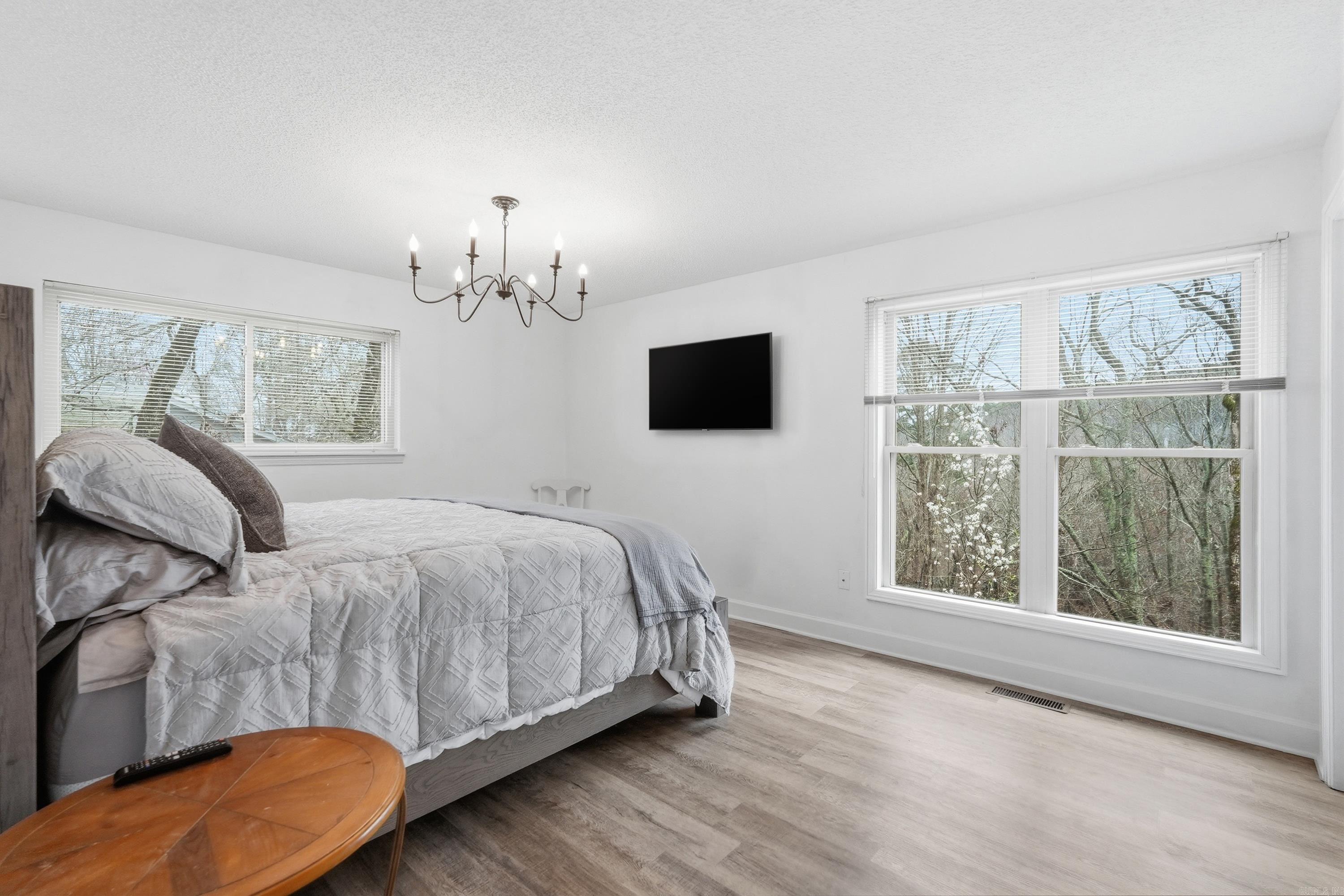 CASTLE RIDGE - Residential