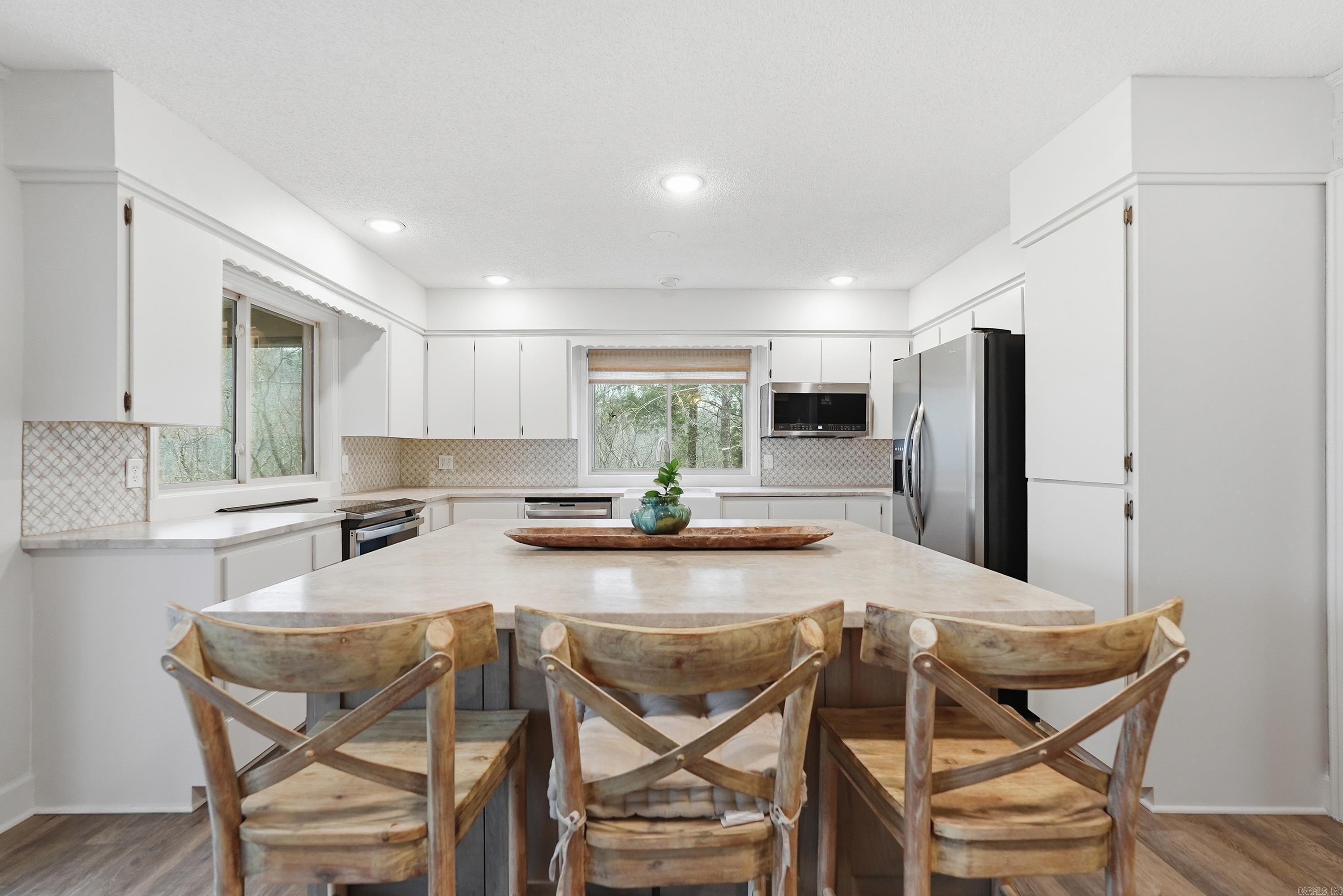 CASTLE RIDGE - Residential