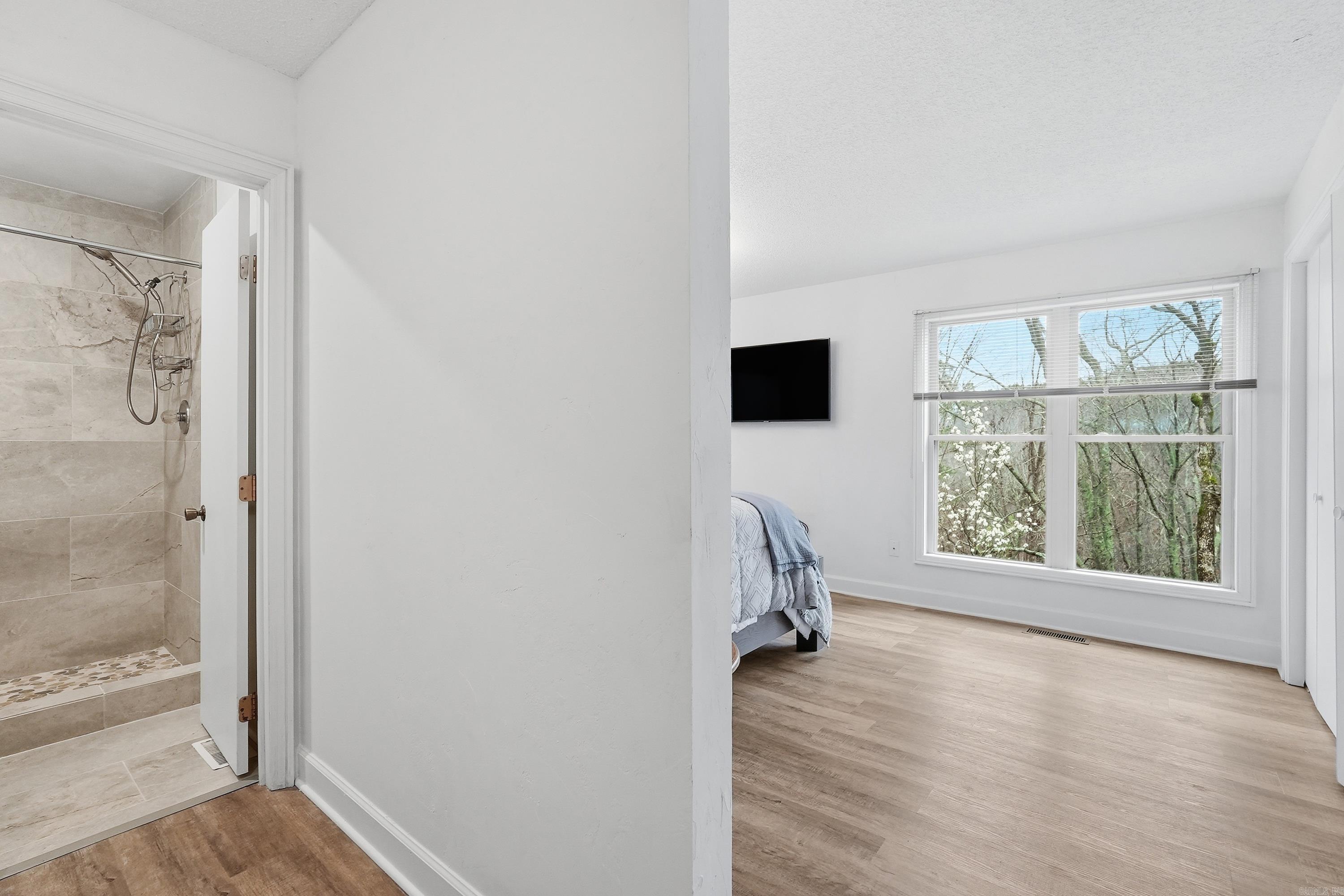 CASTLE RIDGE - Residential