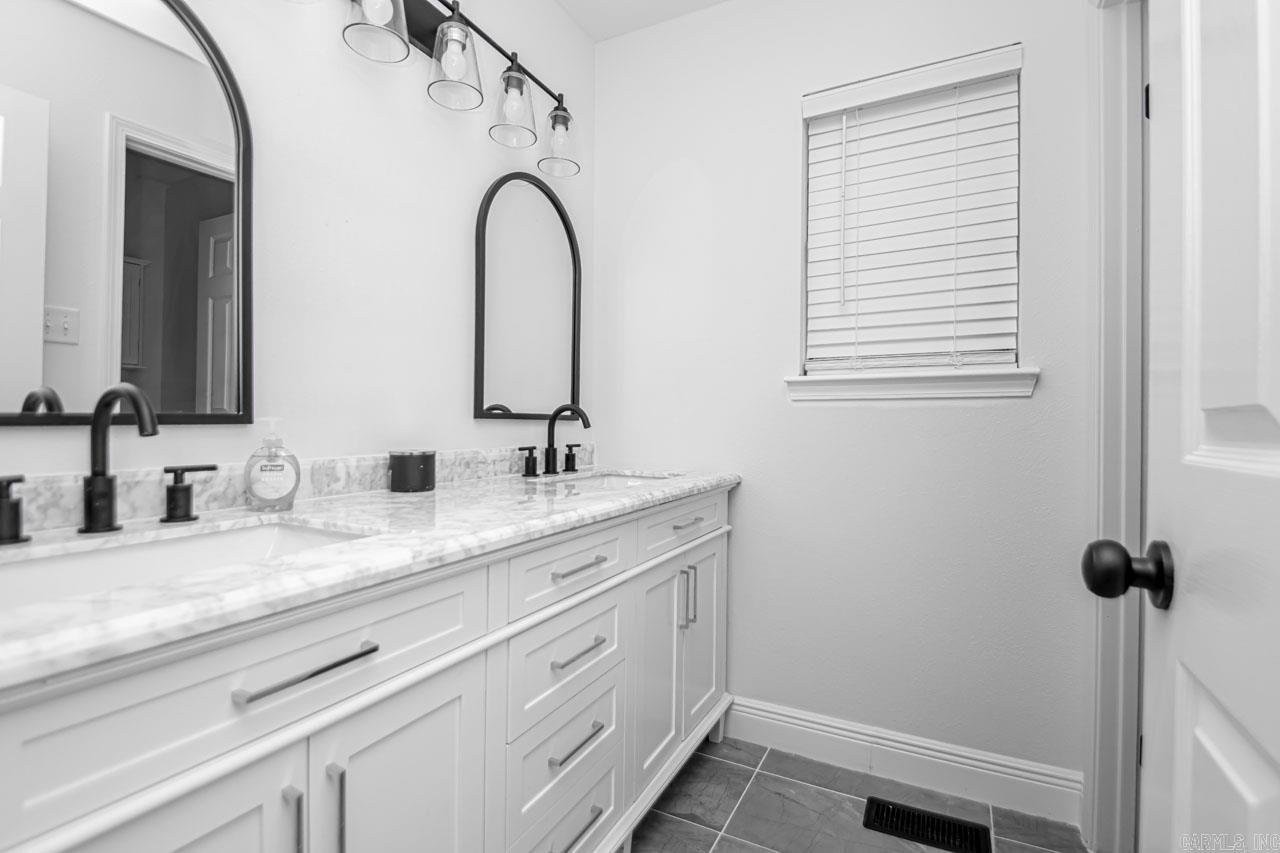 TIMBER RIDGE - Residential