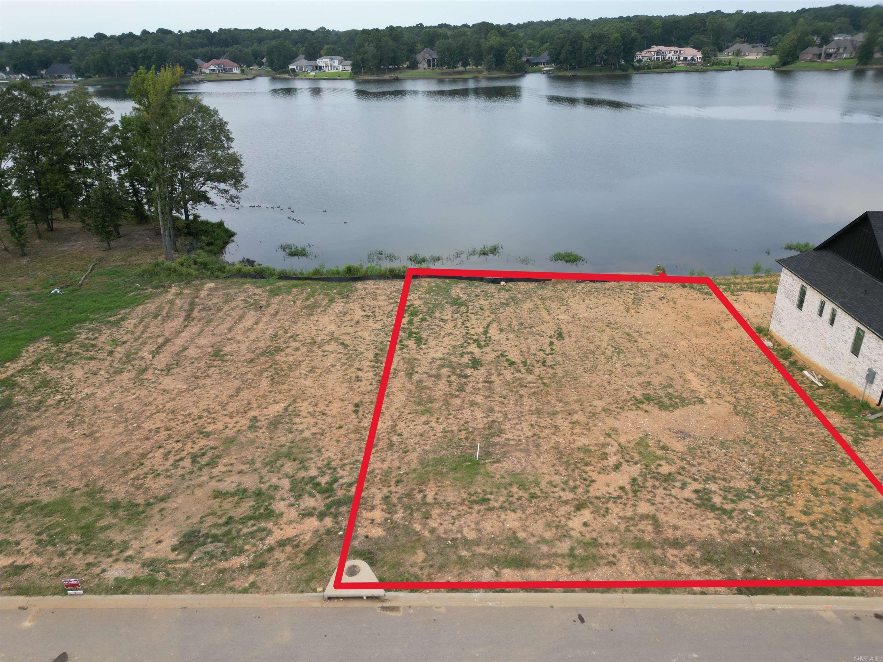 Severn Landing @ Hurricane Lake - Land