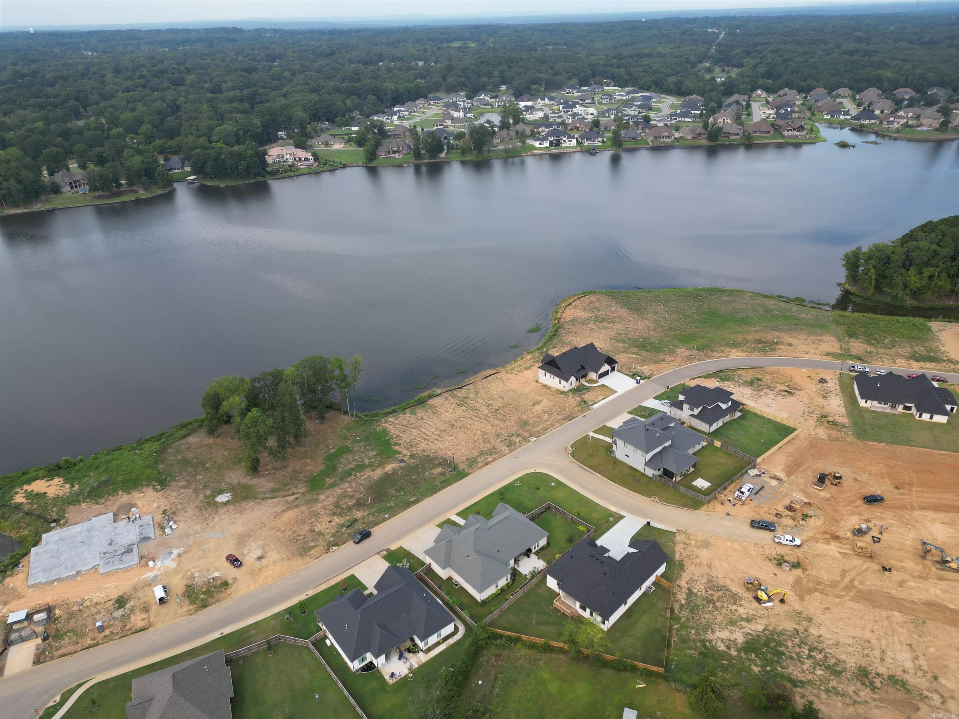 Severn Landing @ Hurricane Lake - Land