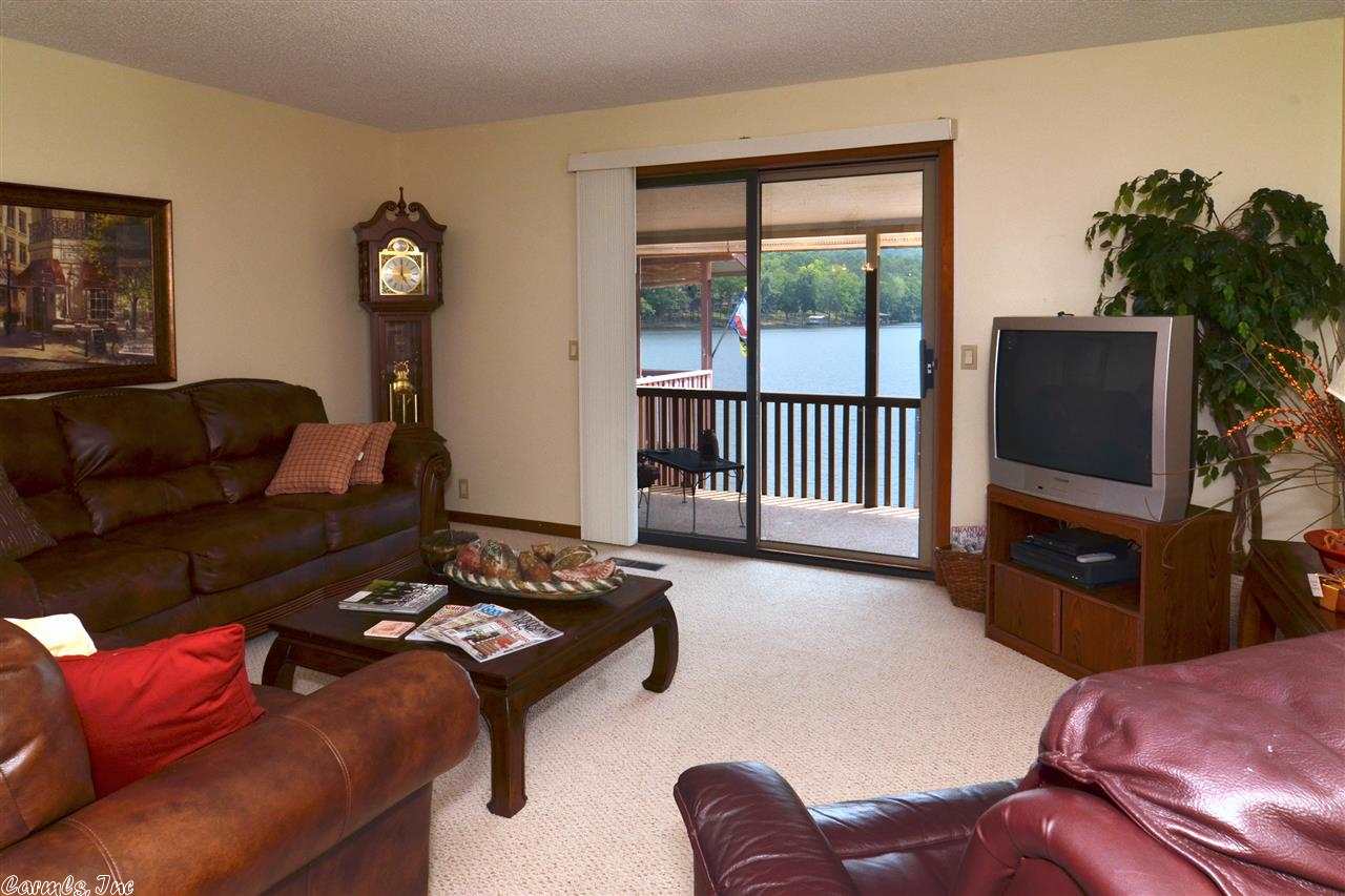 Madrid Courts - Residential