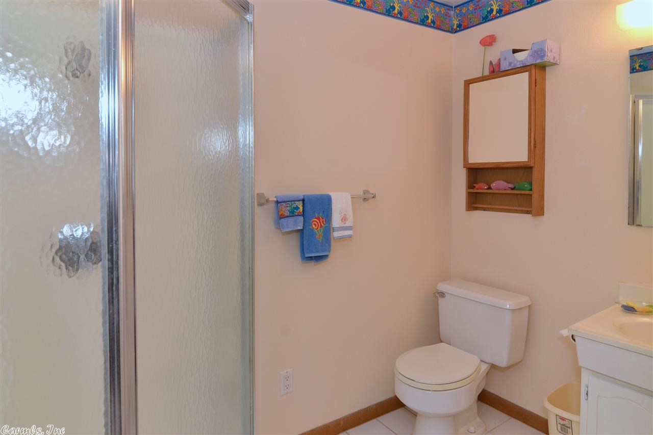 Madrid Courts - Residential