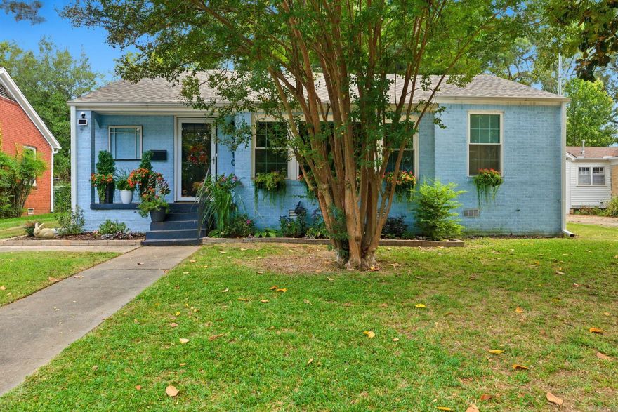 Welcome to this beautifully updated 3BR/2BA home in the charming and historic Park Hills neighborhood. Step inside to a spacious formal living room featuring a large picture window that fills the space with natural light. The fully remodeled kitchen boasts stainless steel appliances, modern cabinetry with updated hardware, and sleek granite countertops—perfect for both everyday living and entertaining. Both guest bedrooms offer generous space and are conveniently located near a beautifully renovated full bathroom. The expansive primary suite includes a cozy sitting area ideal for evening relaxation, along with a completely updated en-suite bathroom. A versatile bonus room offers flexibility for a home office, media room, or creative space. The oversized backyard provides plenty of room for outdoor entertaining, gardening, or family fun. Additional recent upgrades include a new outdoor shed, updated windows, gutters, exterior doors, interior lighting, and fresh paint. Don't miss your opportunity to own this move-in-ready gem and schedule your private tour today!