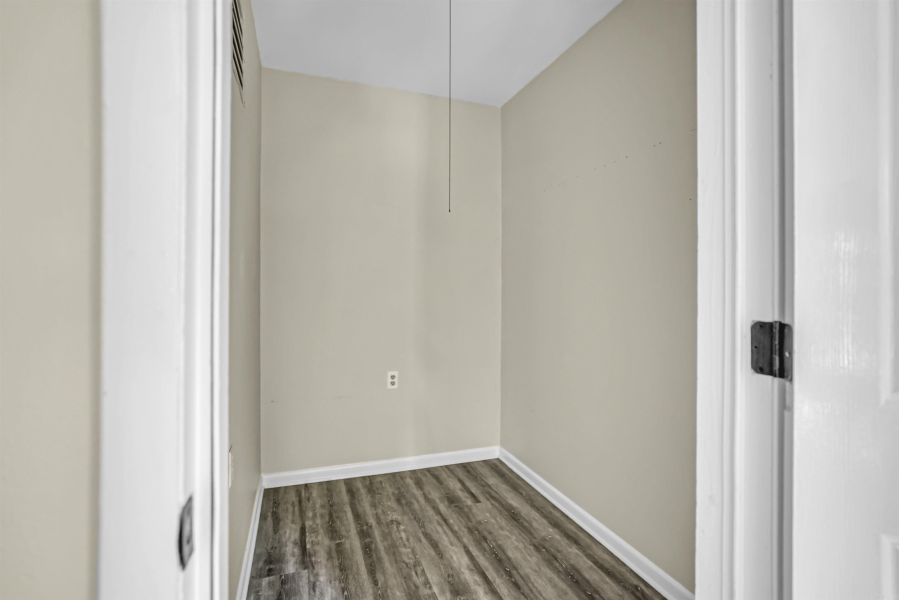 MIDDLETON - Residential