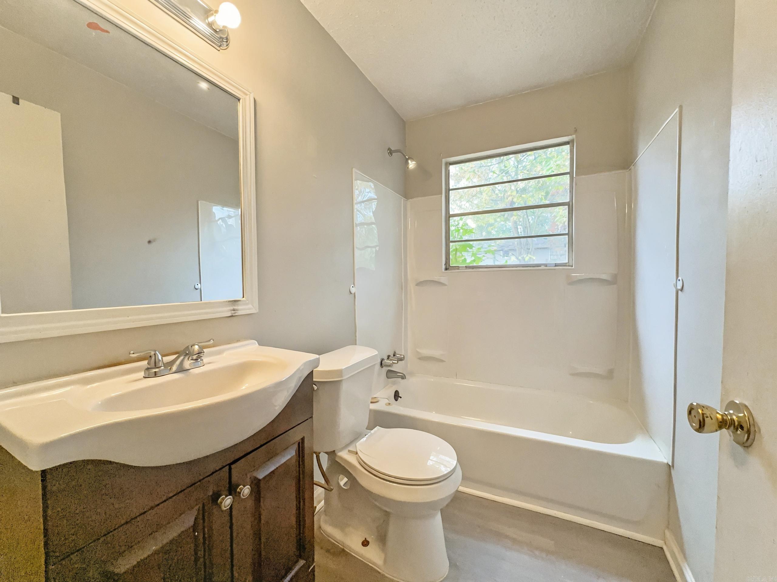 FAIRFIELD - Residential