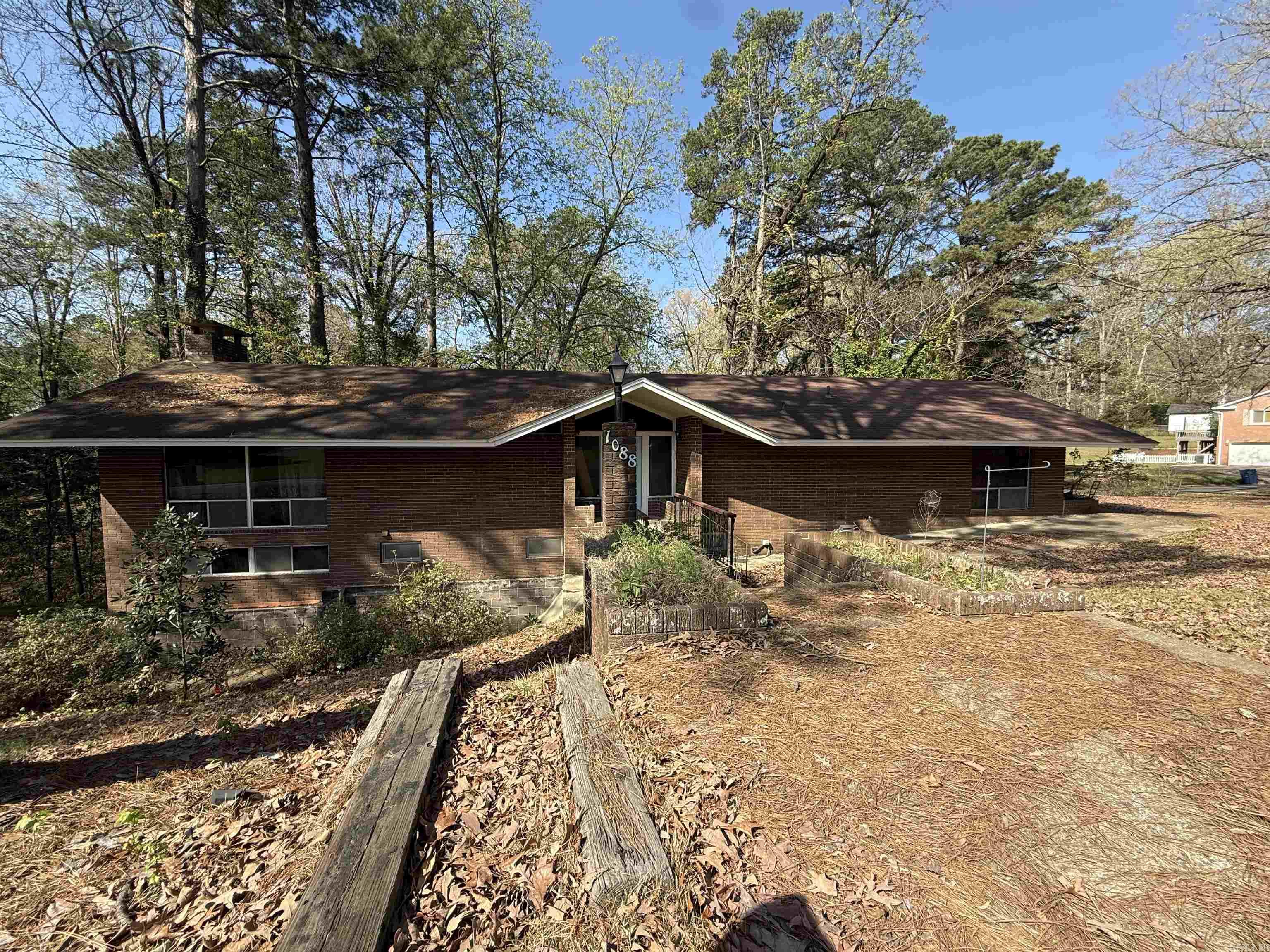 VIEW HILLS - Residential