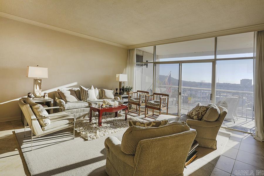 WESTRIVER TOWERS HPR - Residential