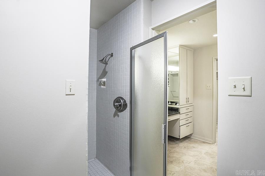 WESTRIVER TOWERS HPR - Residential