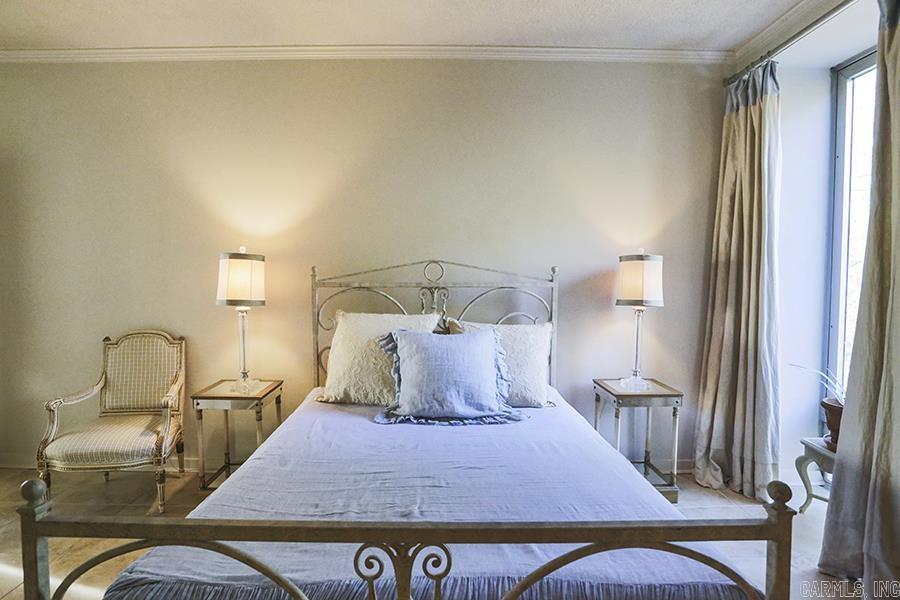 WESTRIVER TOWERS HPR - Residential