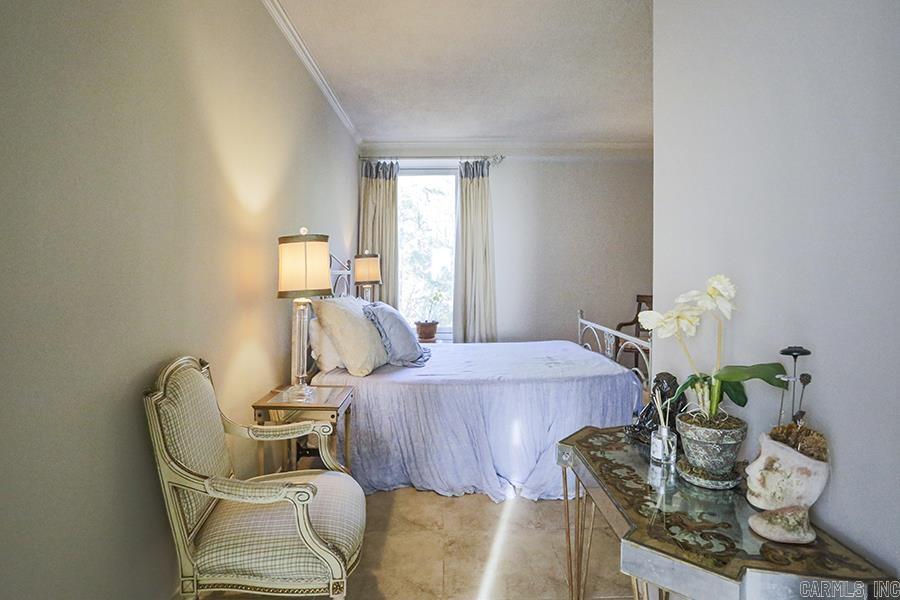 WESTRIVER TOWERS HPR - Residential