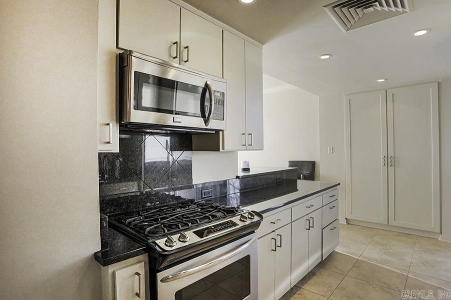 WESTRIVER TOWERS HPR - Residential