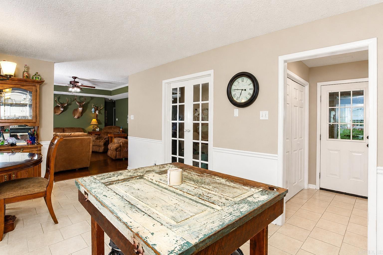HONEYSUCKLE HILLS ADD - Residential