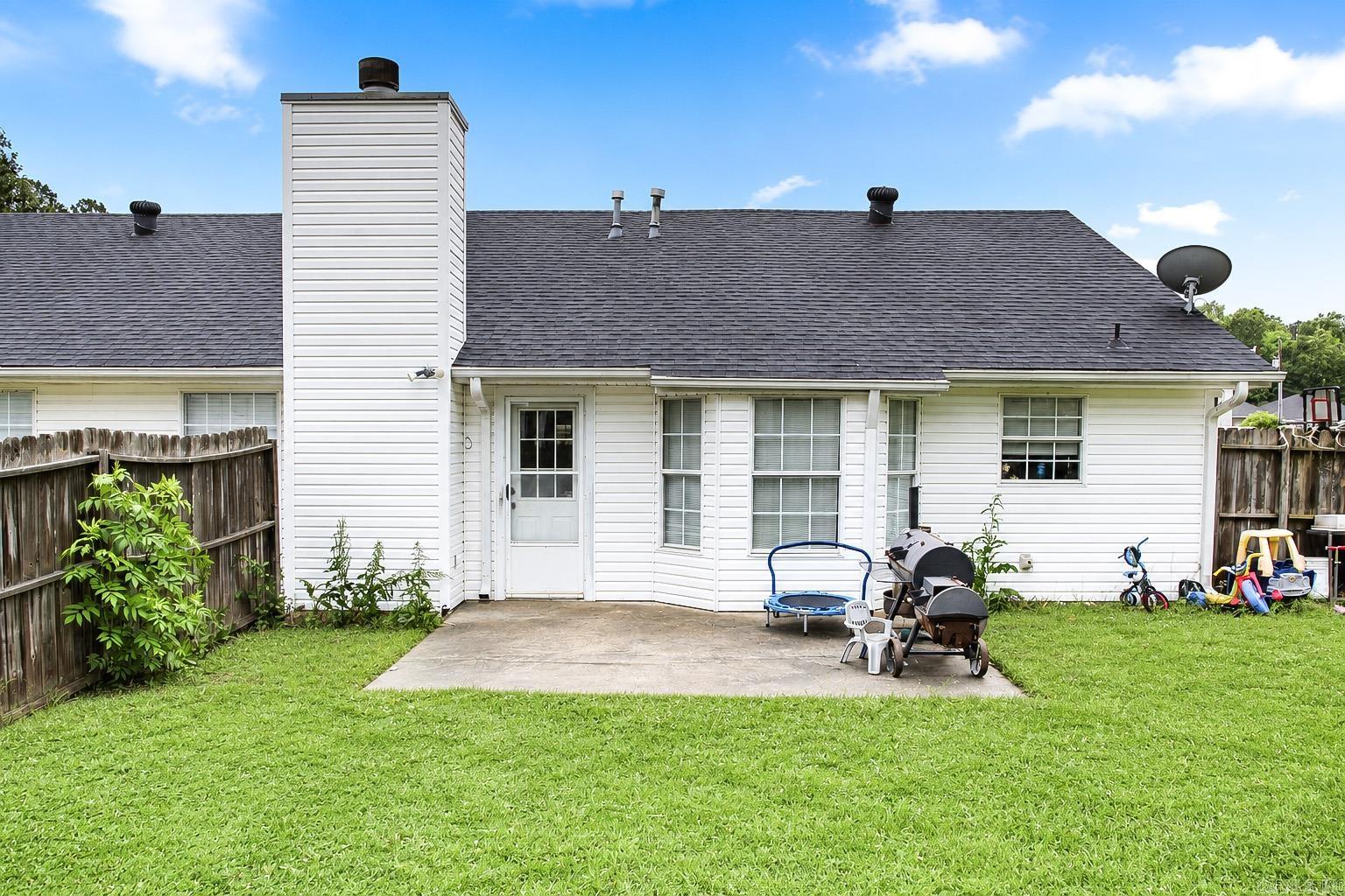 HONEYSUCKLE HILLS ADD - Residential