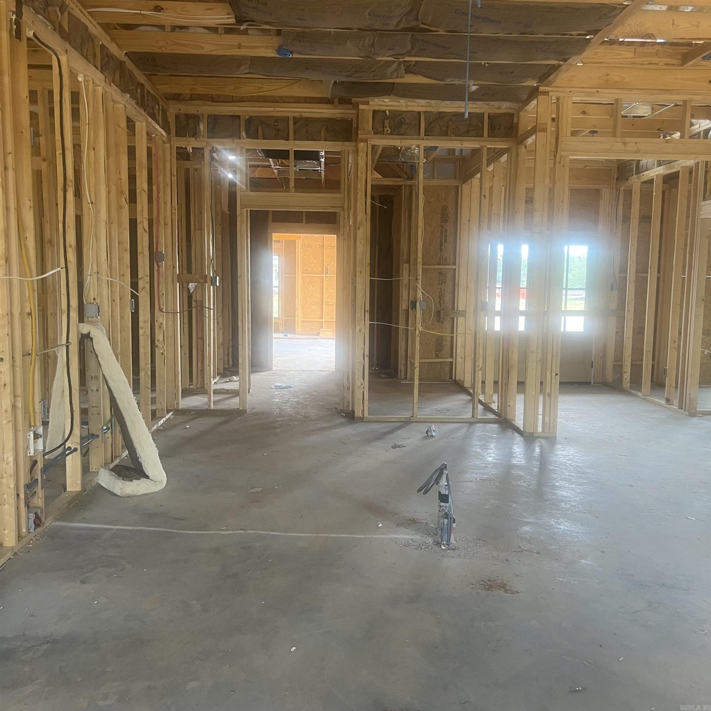 COUNTRY CLUB OF ARK THE - Residential
