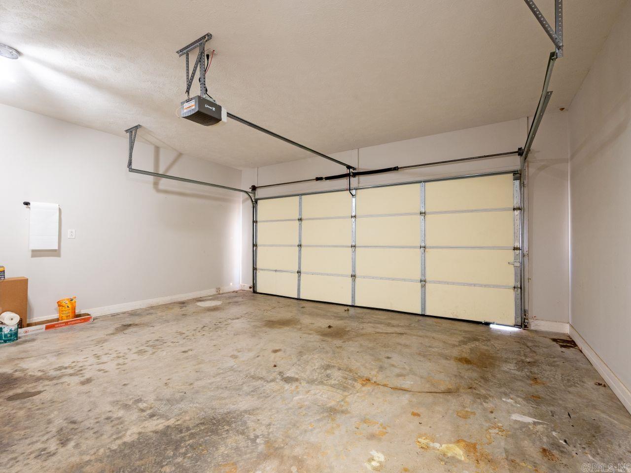 TRIPLE J ESTATES - Residential