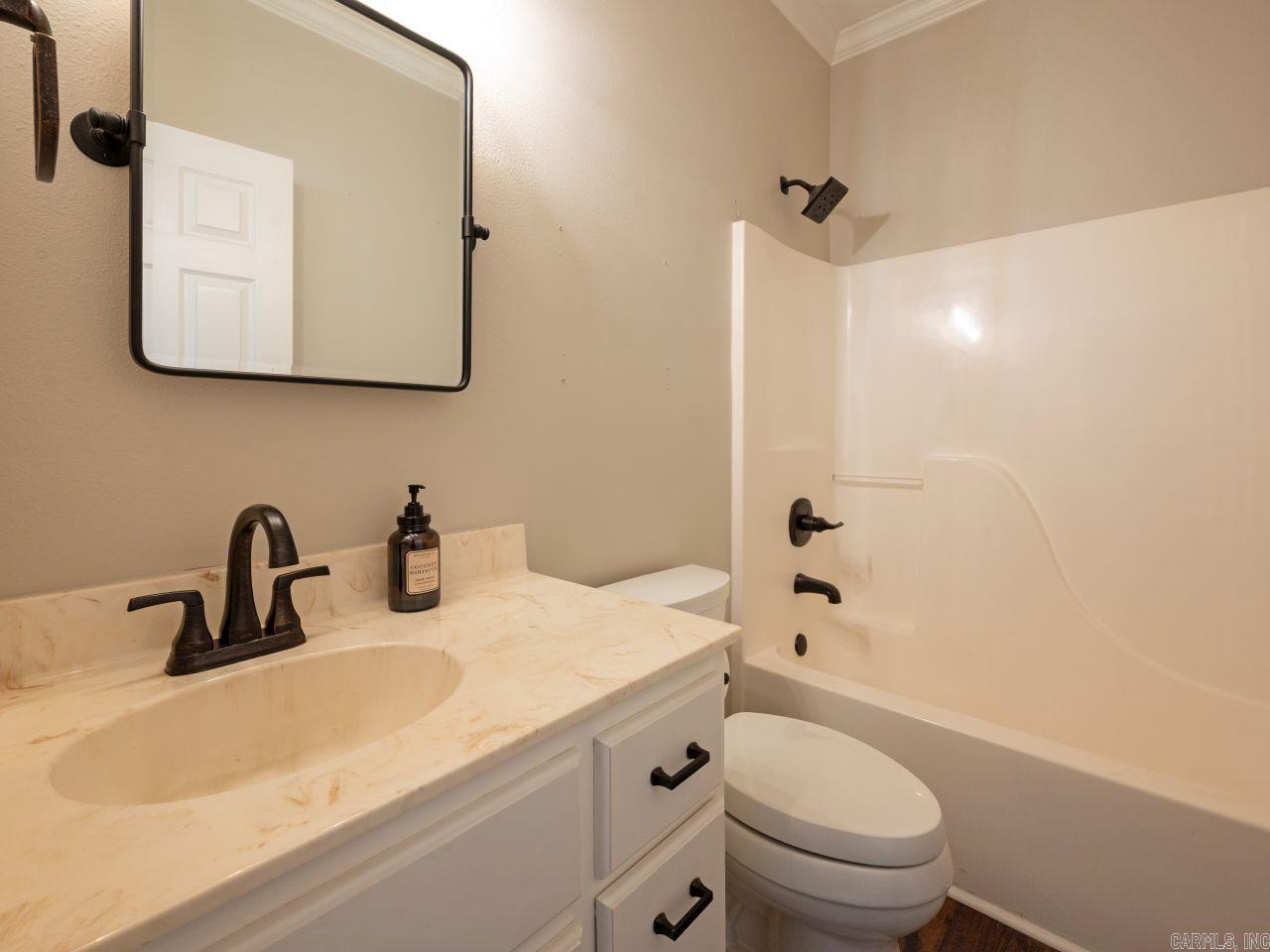 TRIPLE J ESTATES - Residential