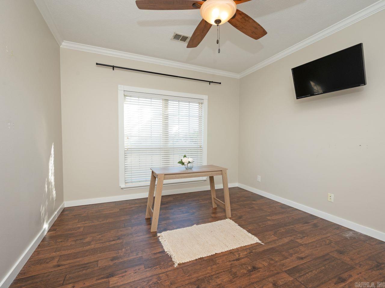 TRIPLE J ESTATES - Residential