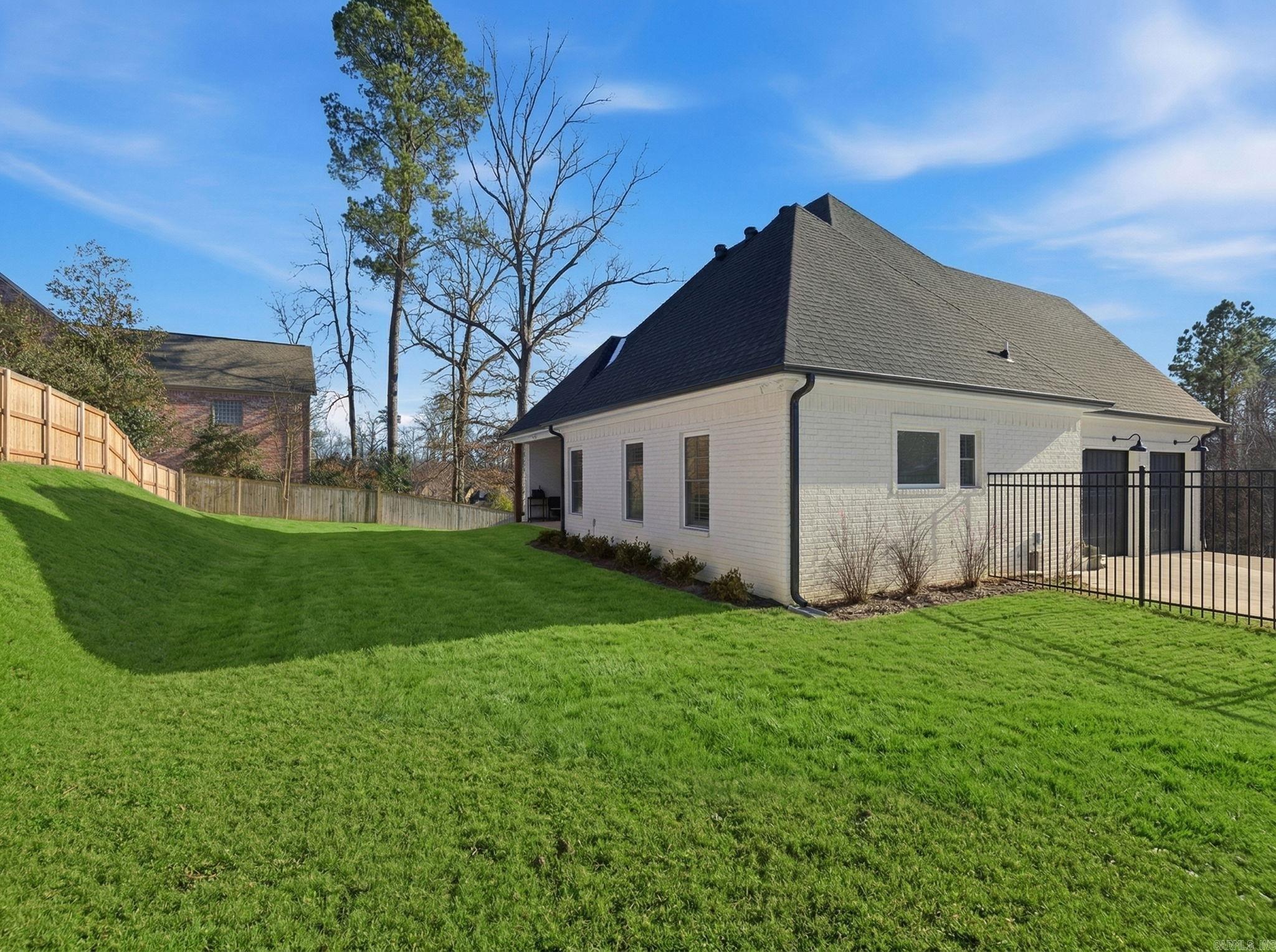 HURRICANE LAKE EST - Residential