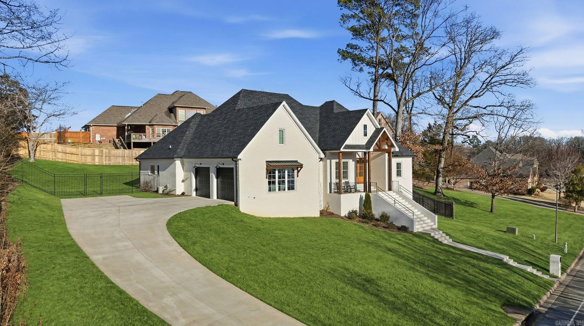 HURRICANE LAKE EST - Residential