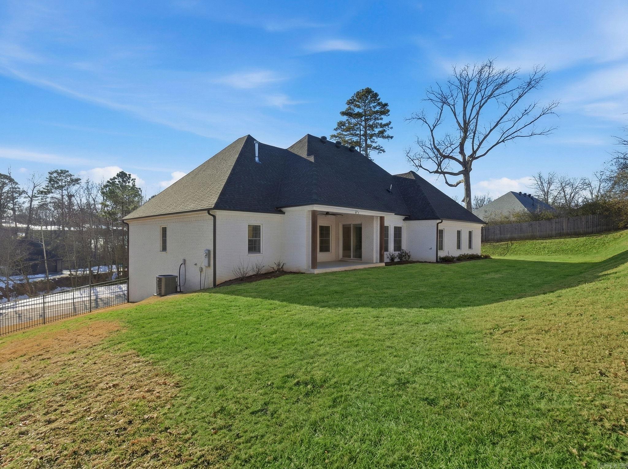 HURRICANE LAKE EST - Residential