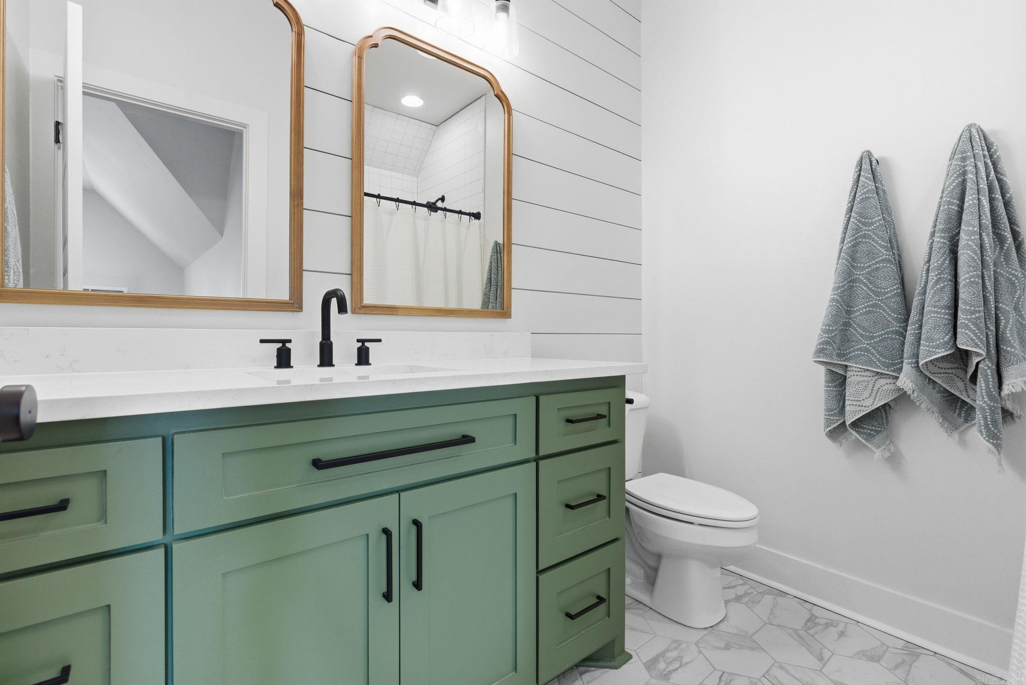 HURRICANE LAKE EST - Residential