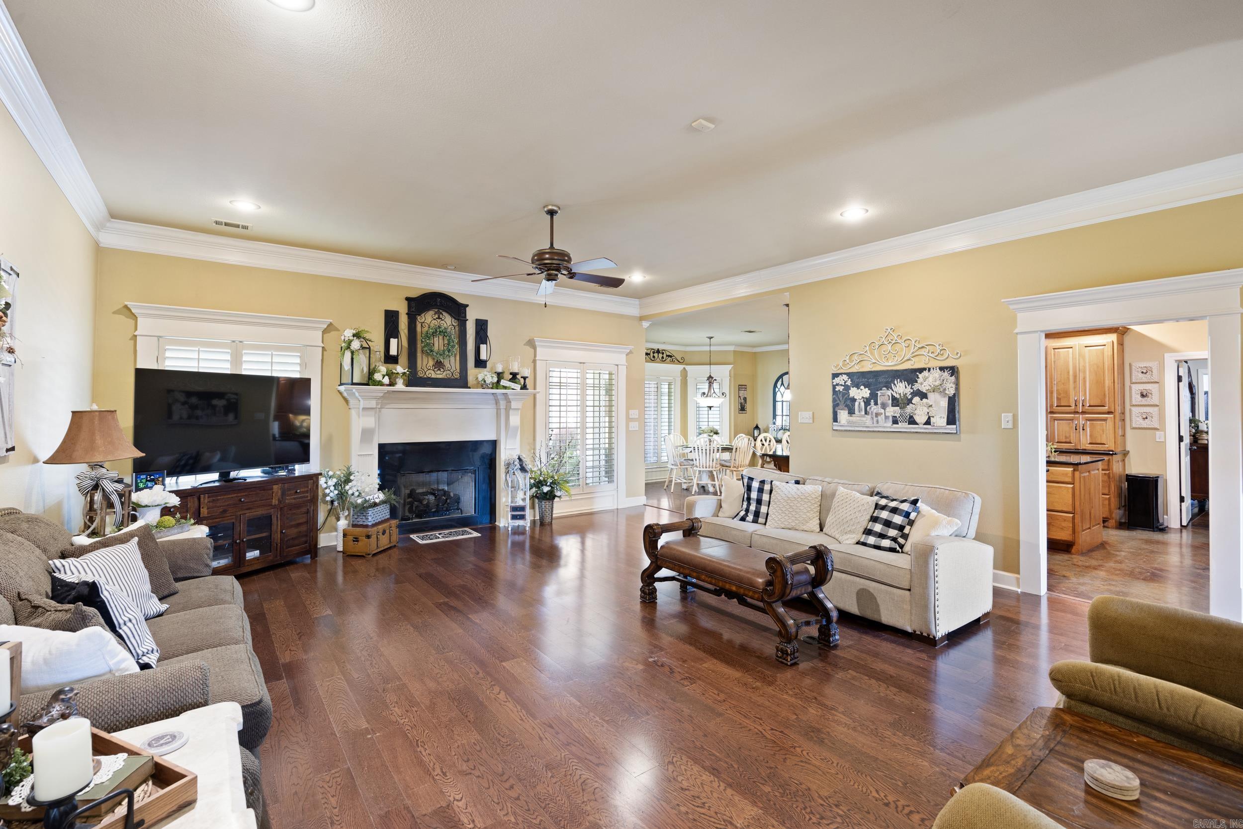 WOODRIDGE ATTEBERY - Residential