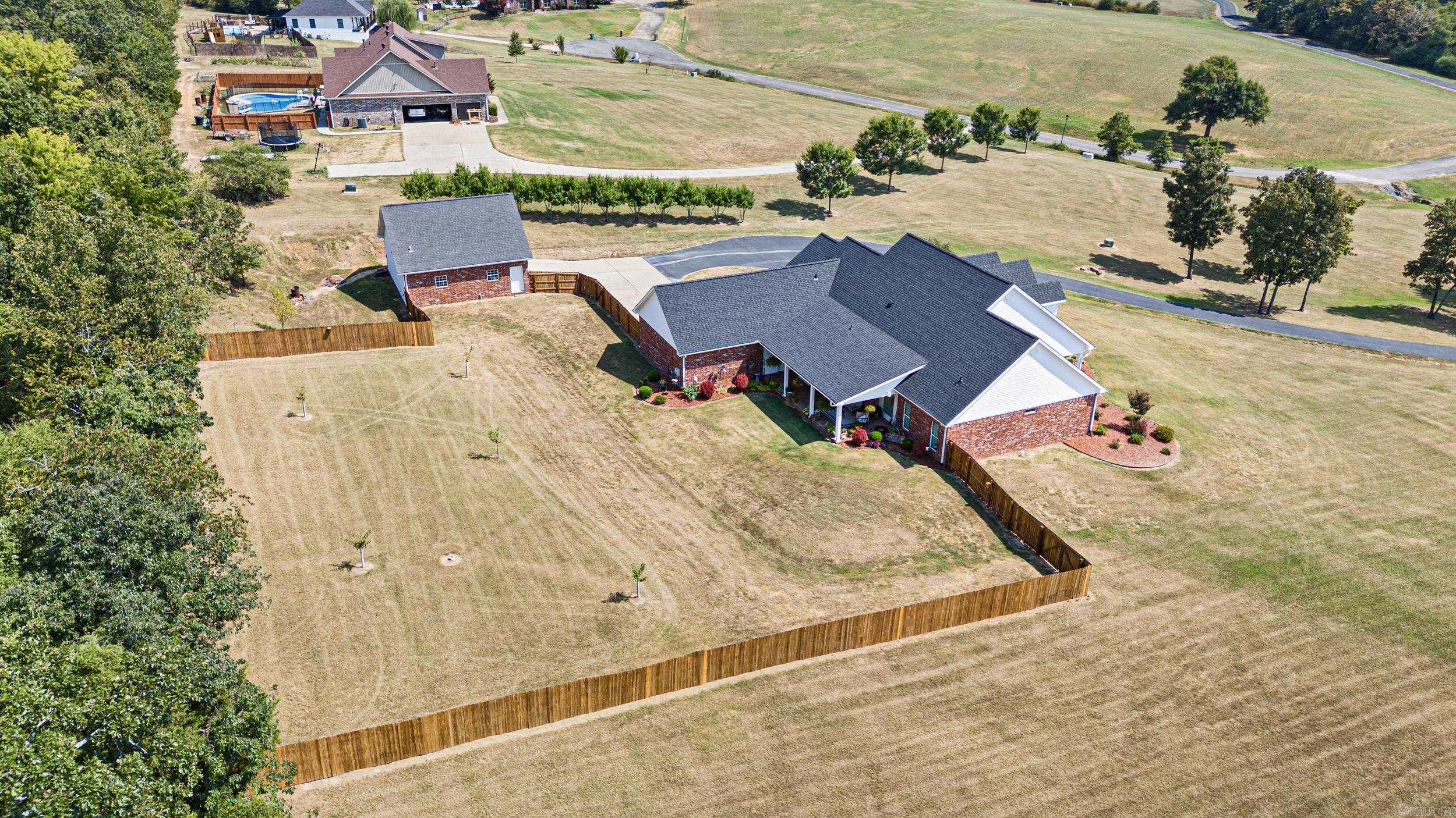 WOODRIDGE ATTEBERY - Residential