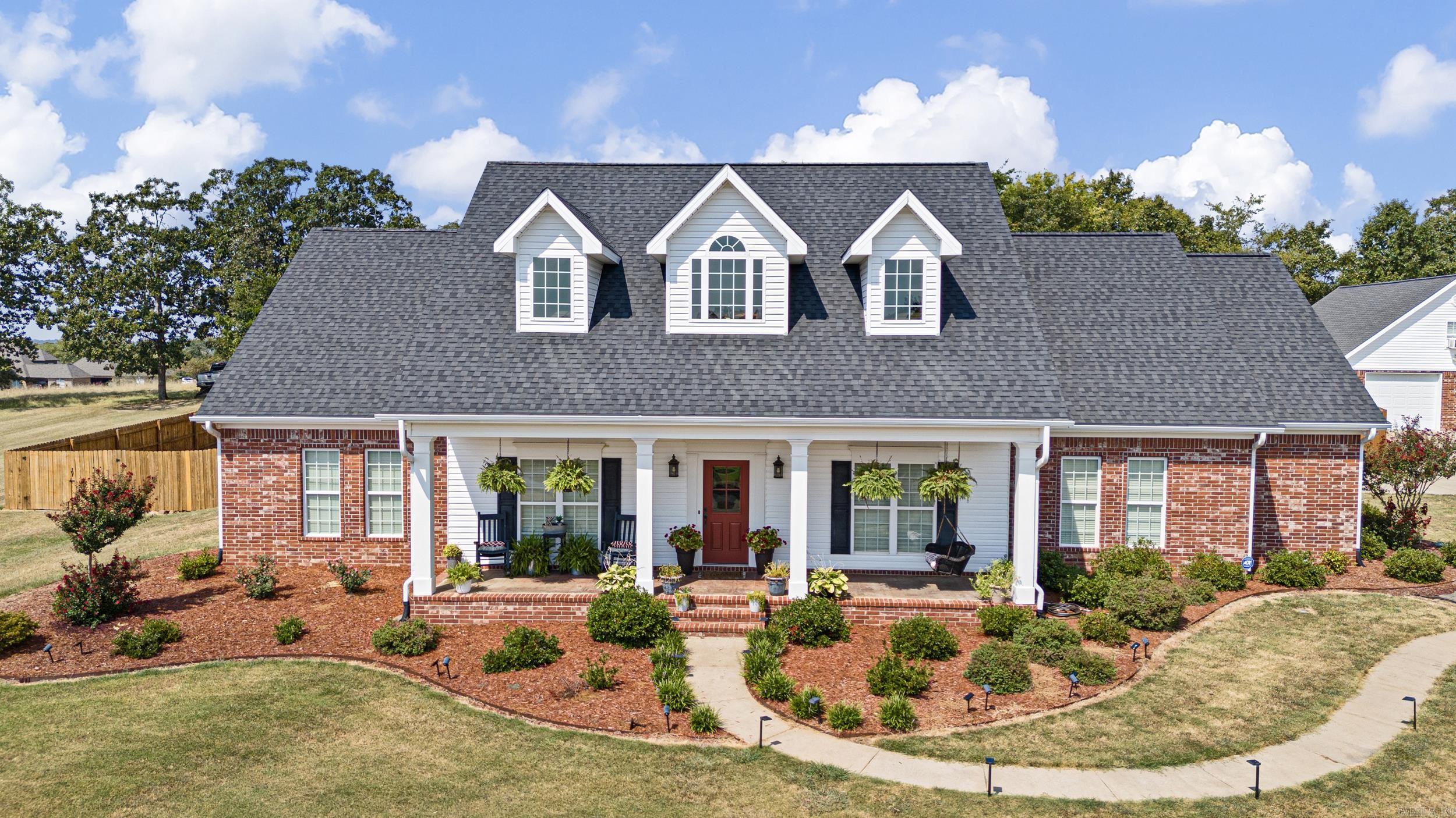 WOODRIDGE ATTEBERY - Residential