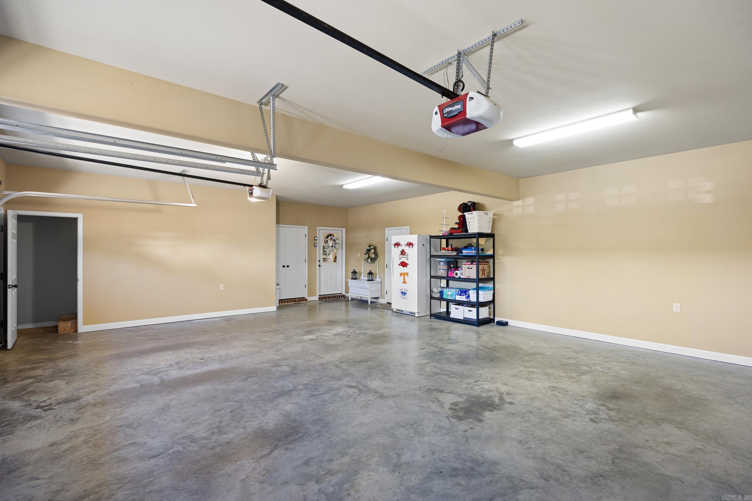 WOODRIDGE ATTEBERY - Residential