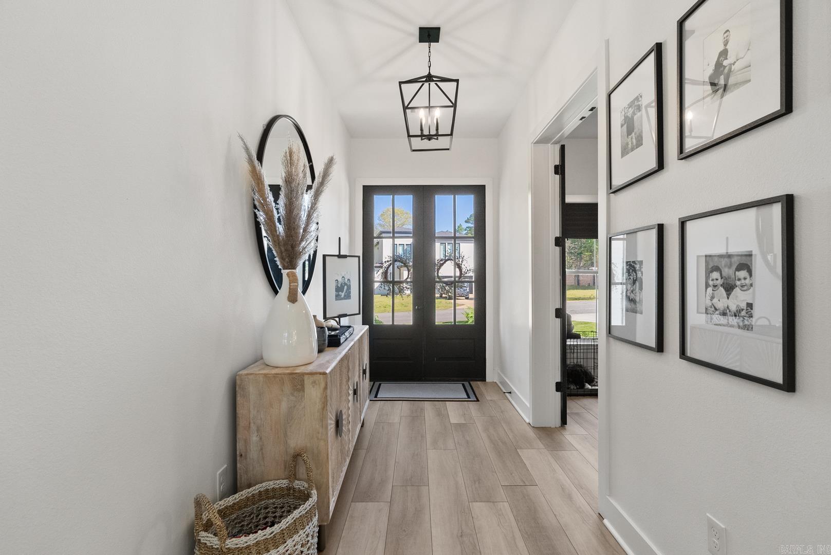 CRESTHAVEN - Residential