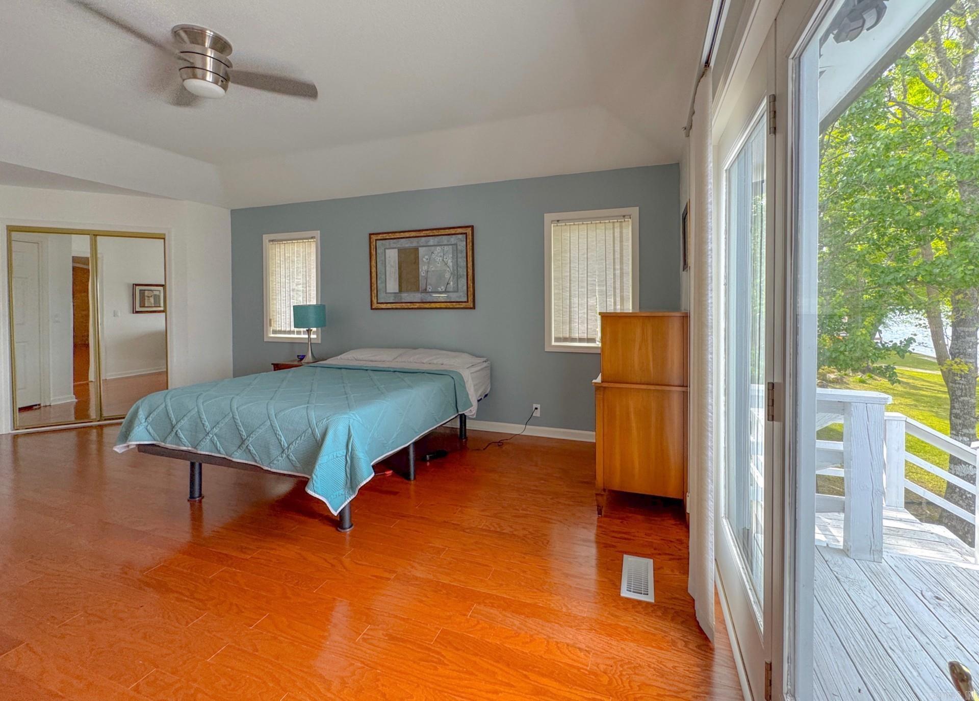 ADORACION - Residential