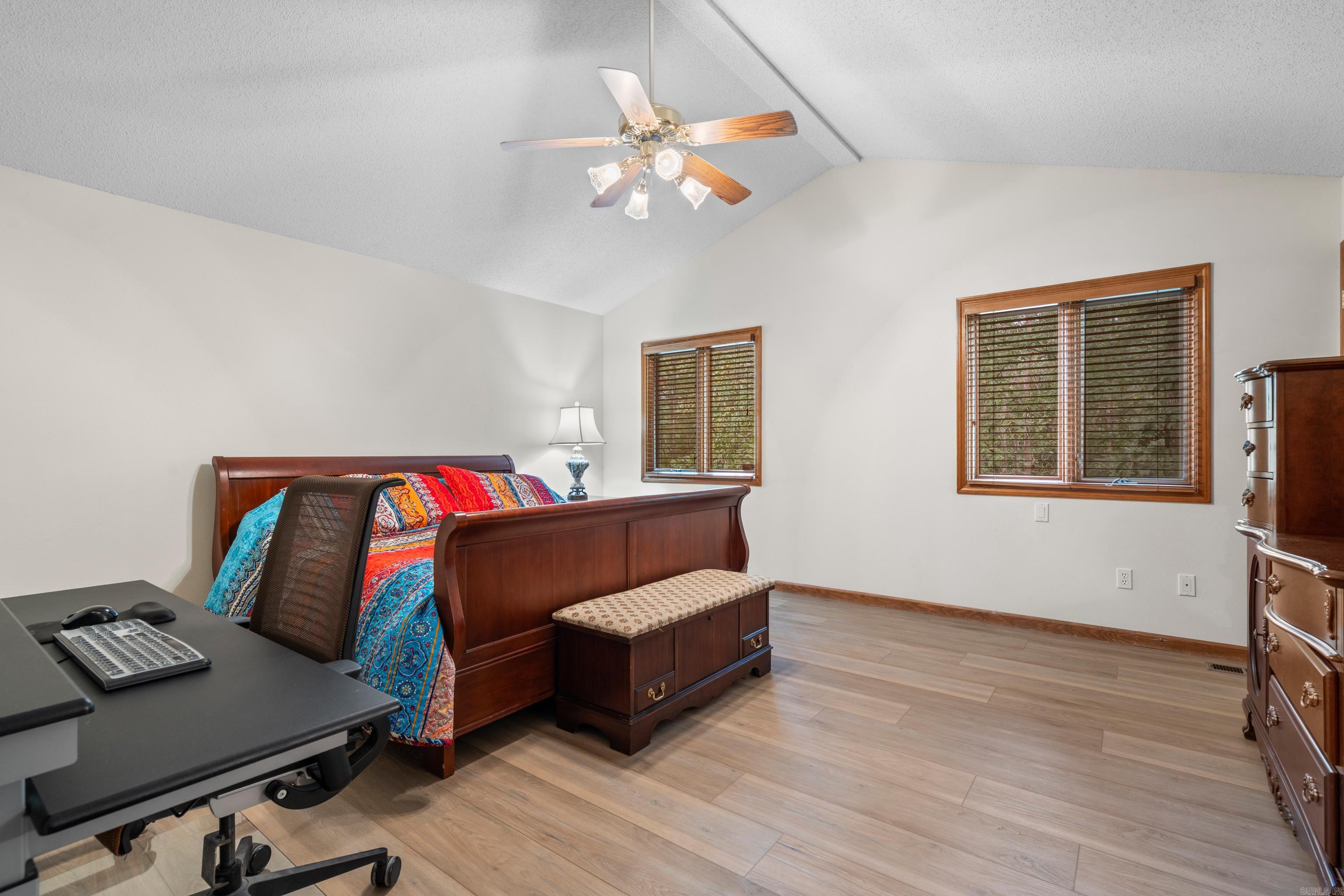 Cresta - Residential