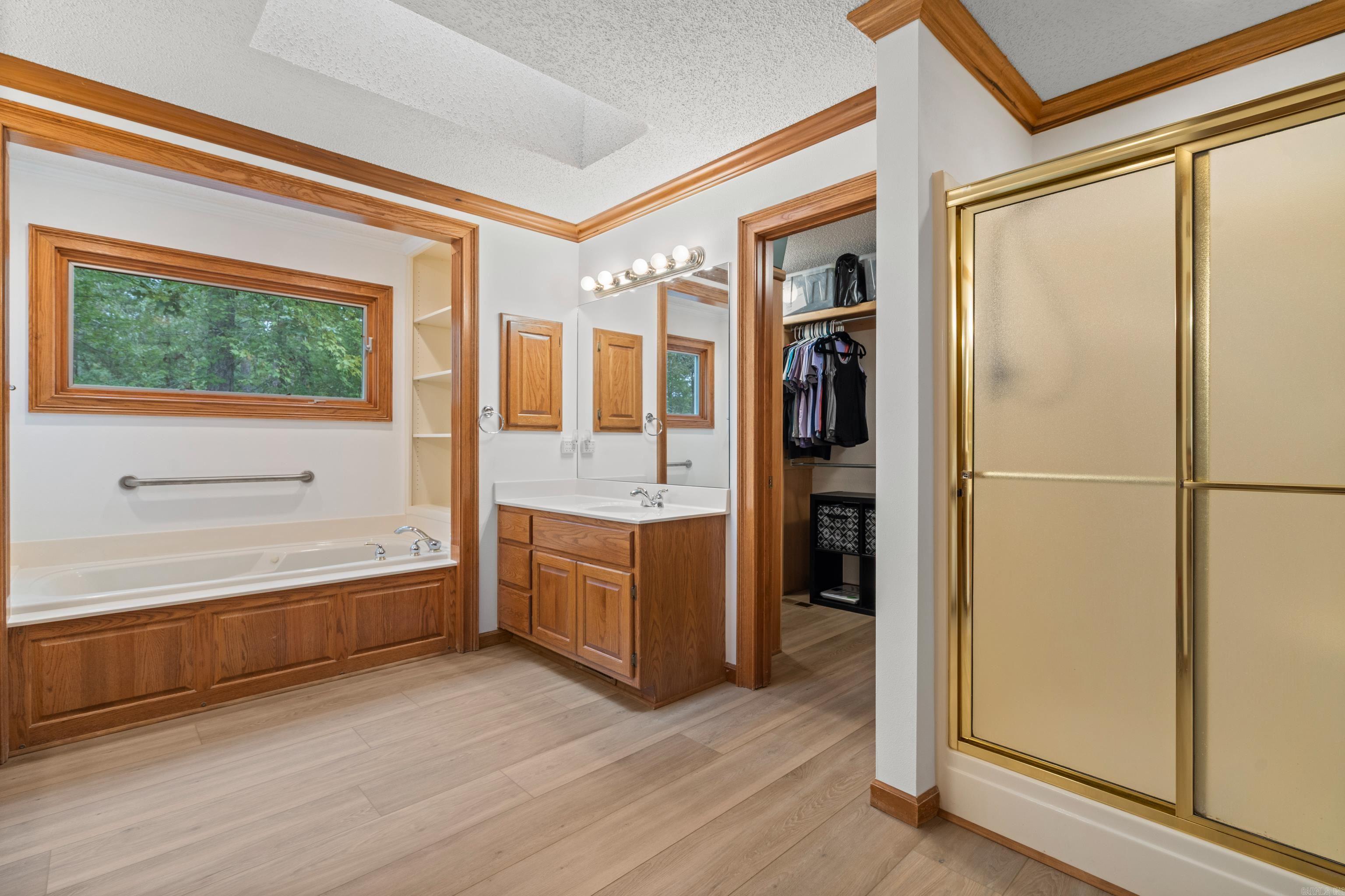 Cresta - Residential