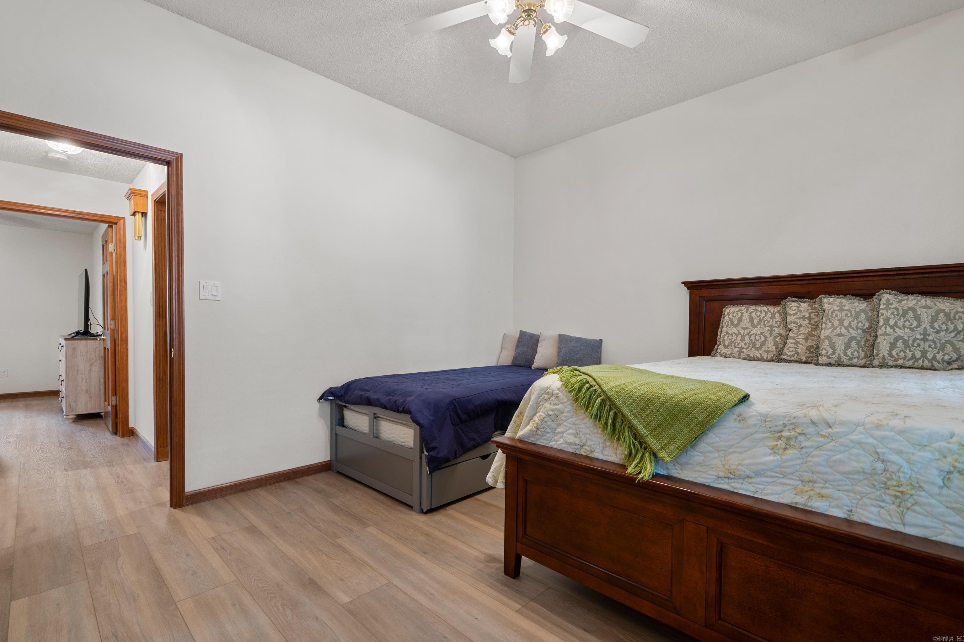 Cresta - Residential