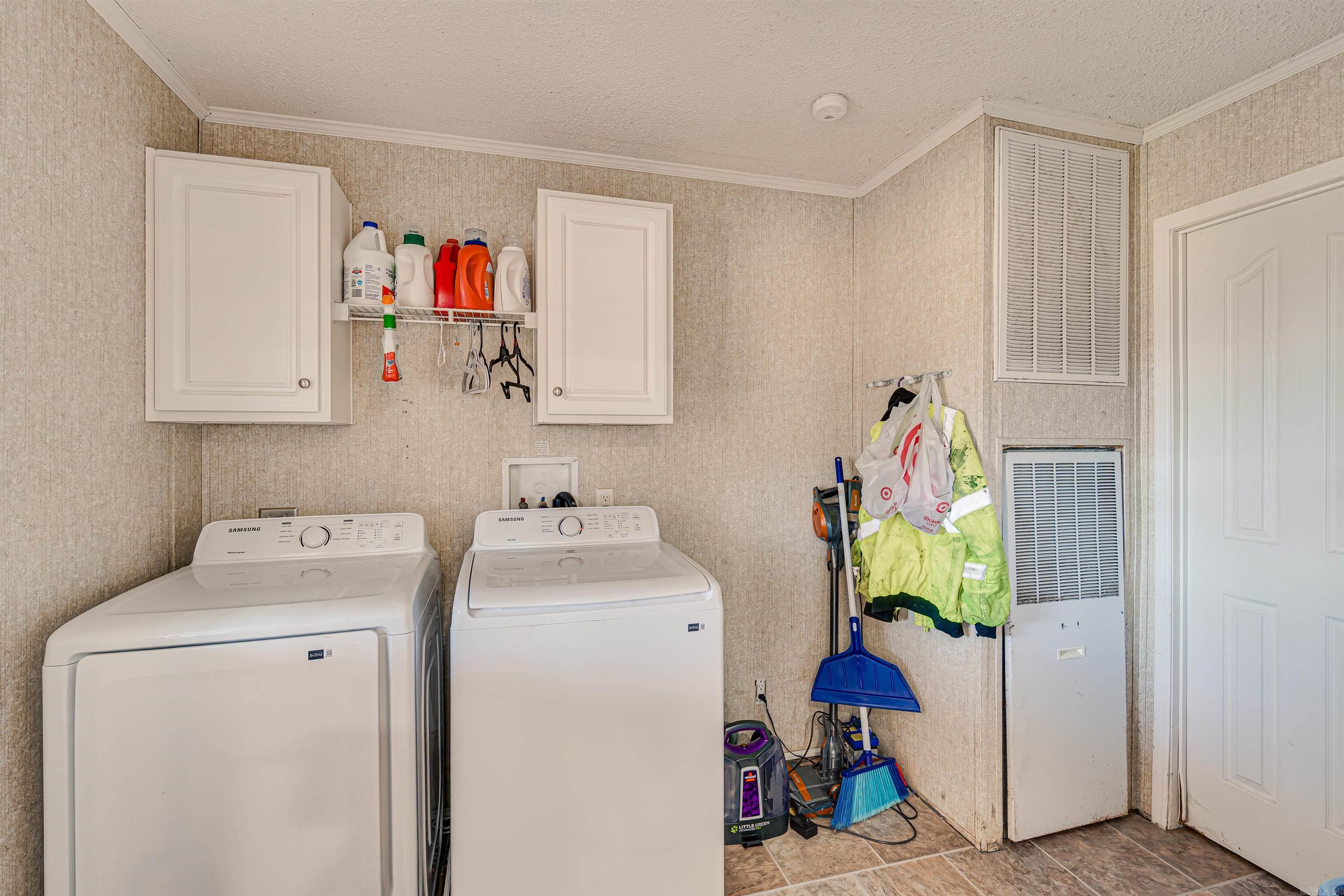 JONES REPLAT OF LONG ISLAND AN - Residential