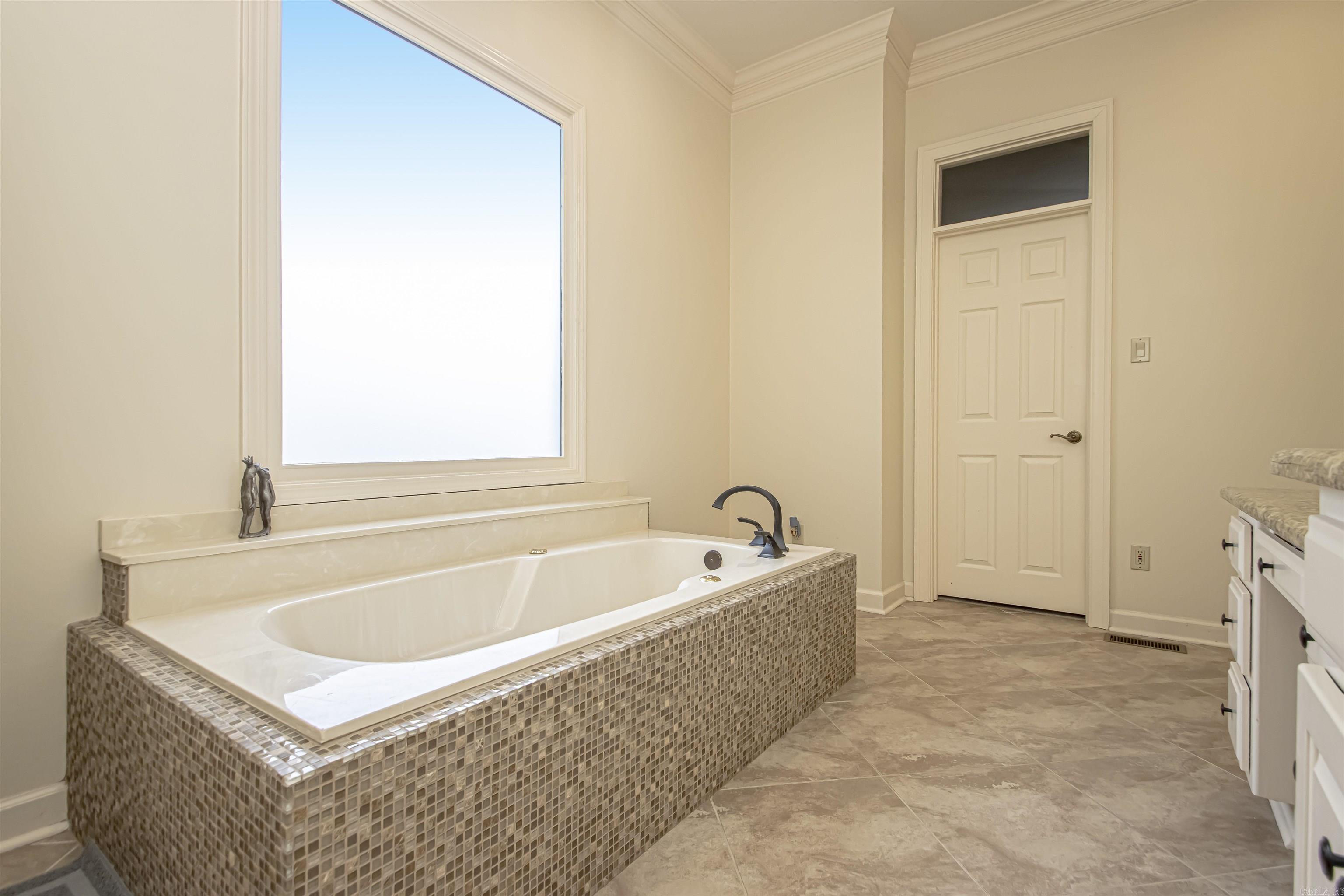 HICKORY CREEK - Residential