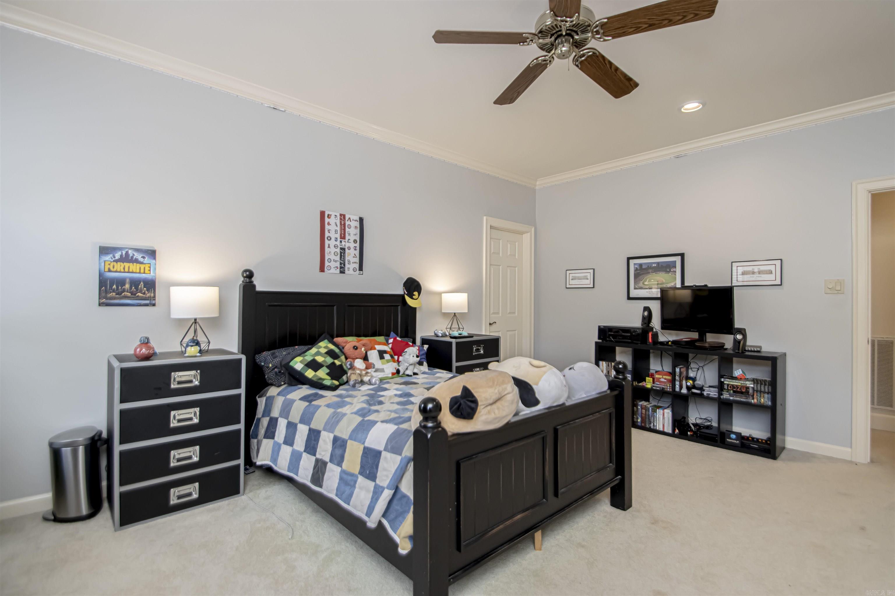 HICKORY CREEK - Residential