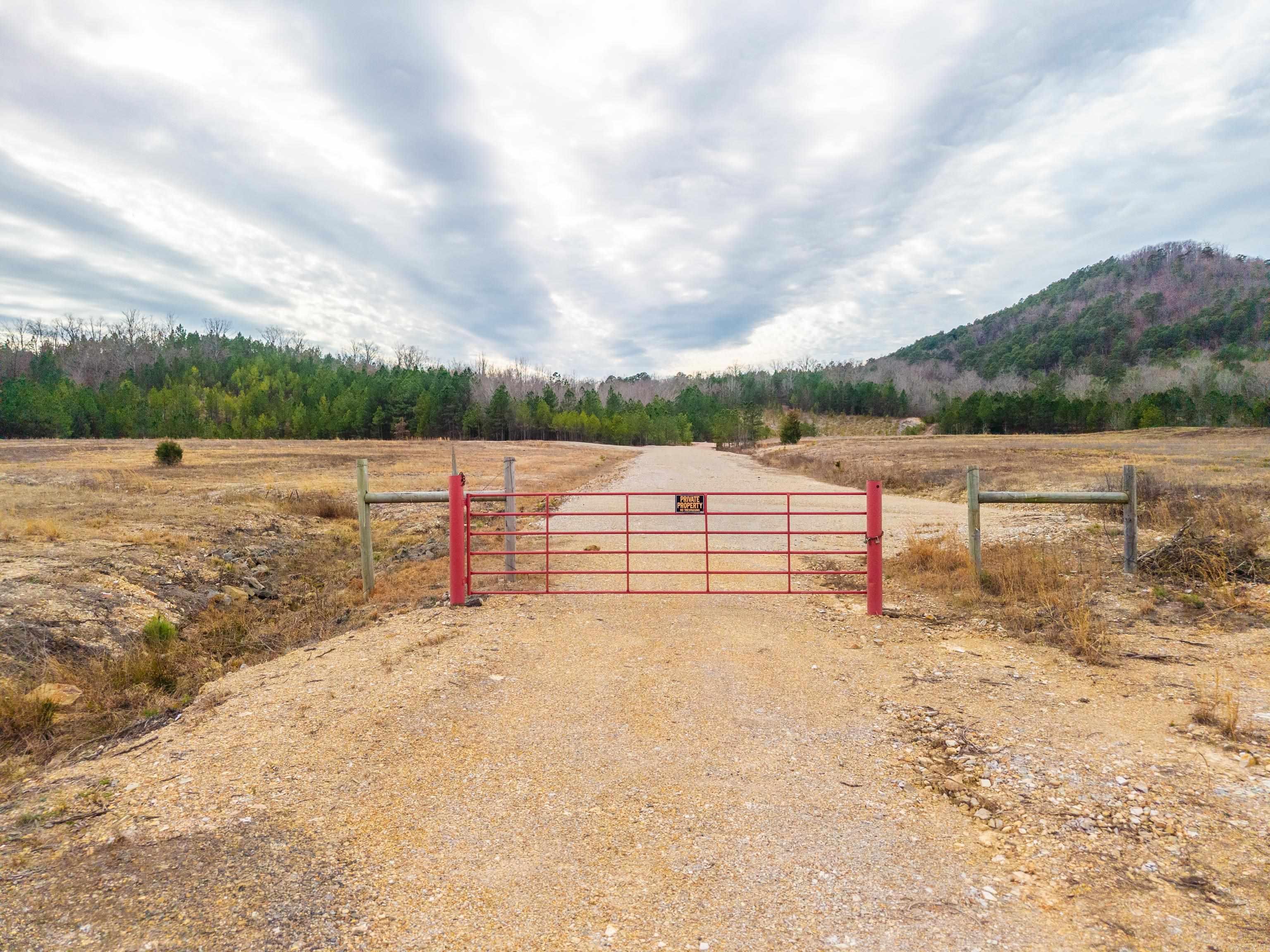 Metes & Bounds - Land