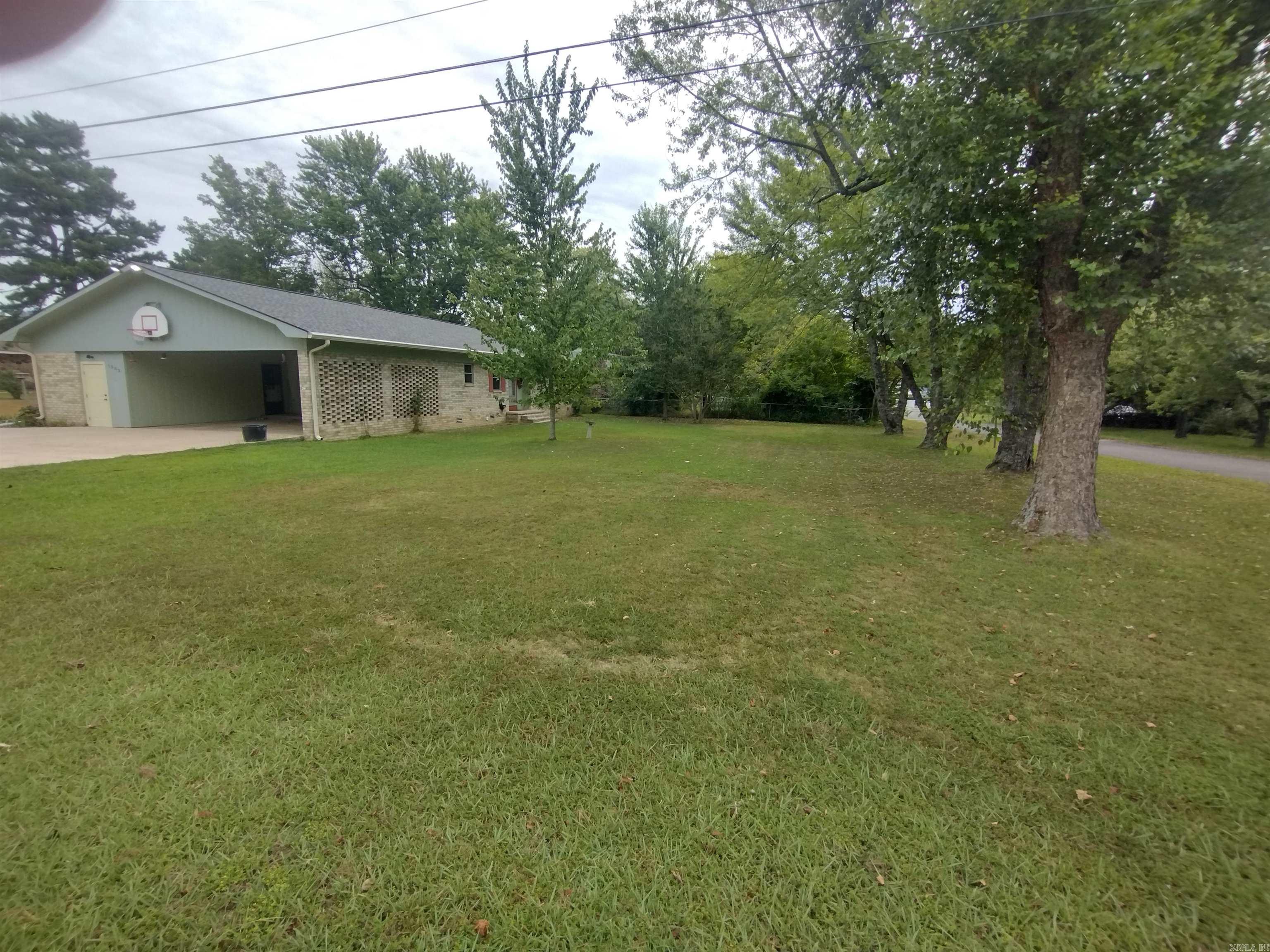EAST SIDE - Residential