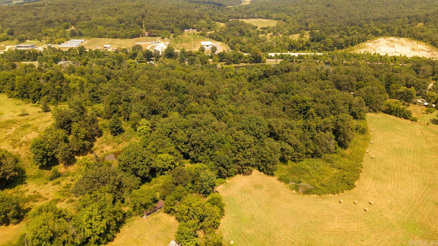 PARNELL SPRING RIVER - Land